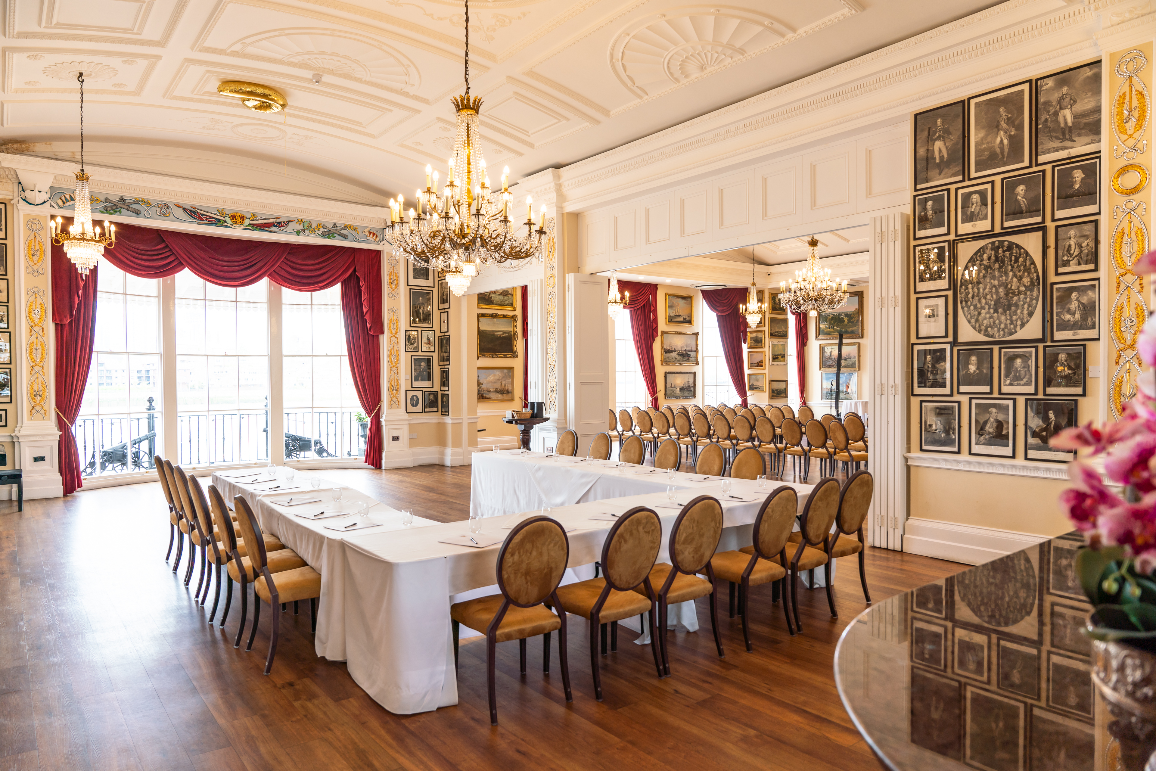 Elegant meeting room in Trafalgar Tavern, perfect for corporate events and gatherings.