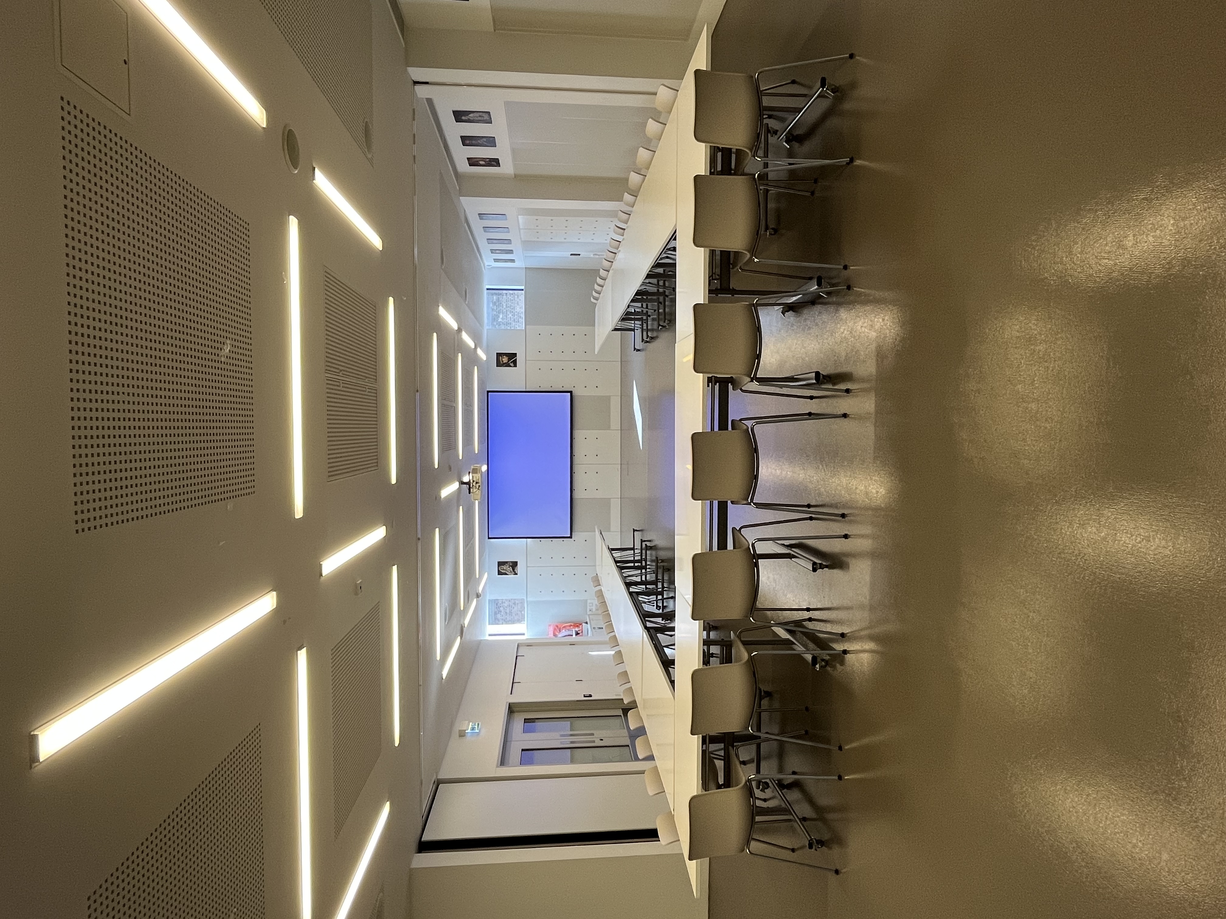 Foyle Centre - xuawch3o0qv.jpg