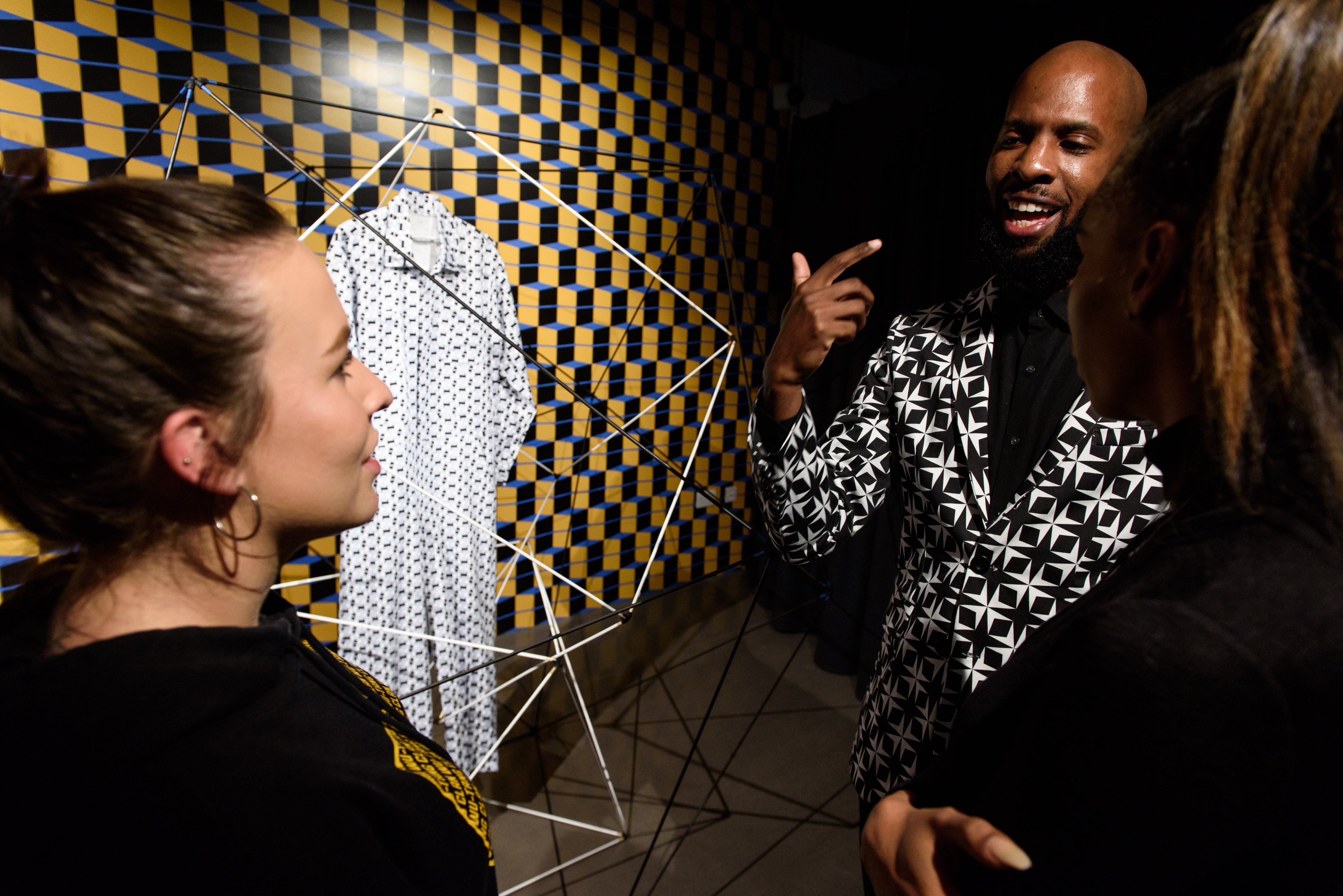 The First Floor Gallery - 3kz2k2kbzmv.jpg