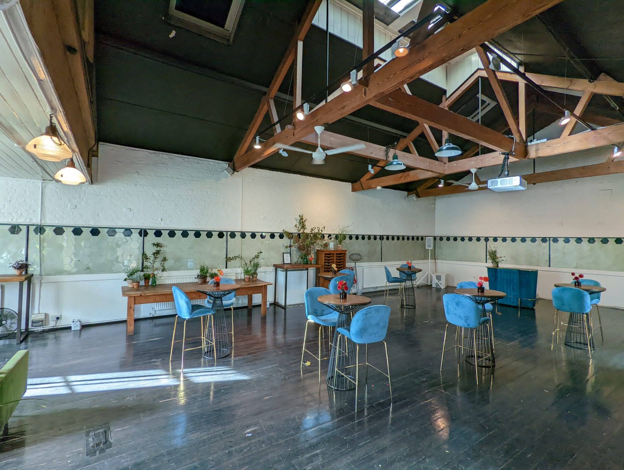 The Stables (Studio 3) - 3orl4s3qput.JPG