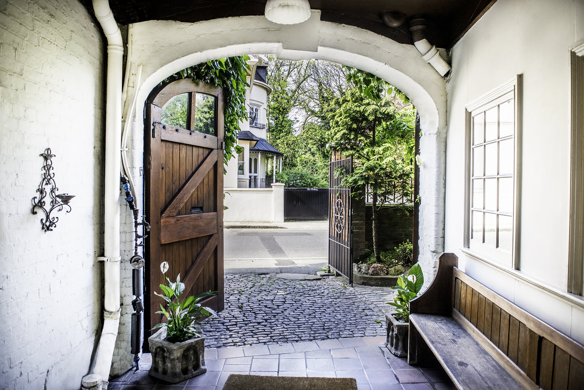 The Stables (Studio 3) - rjtylpuxpso.jpg