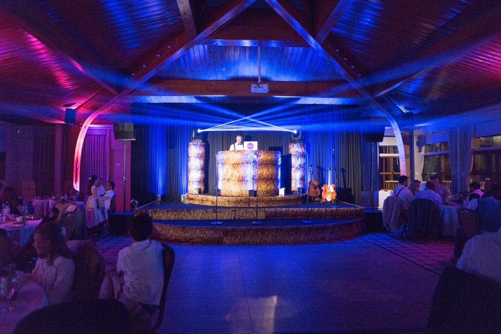 The Lodge - o4hns3nkv42.jpg