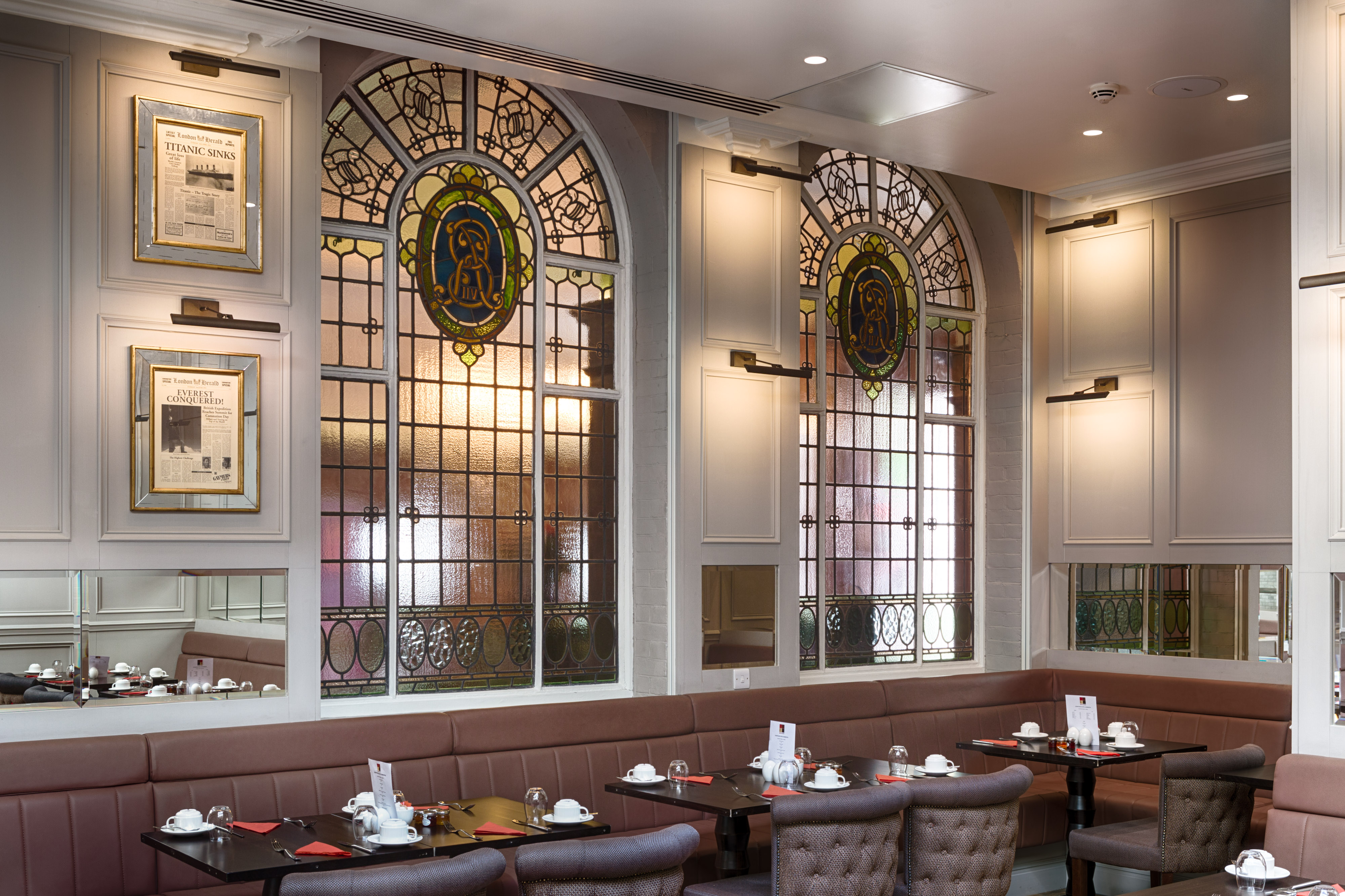 Judge & Jury - alvt5y3132k.jpg