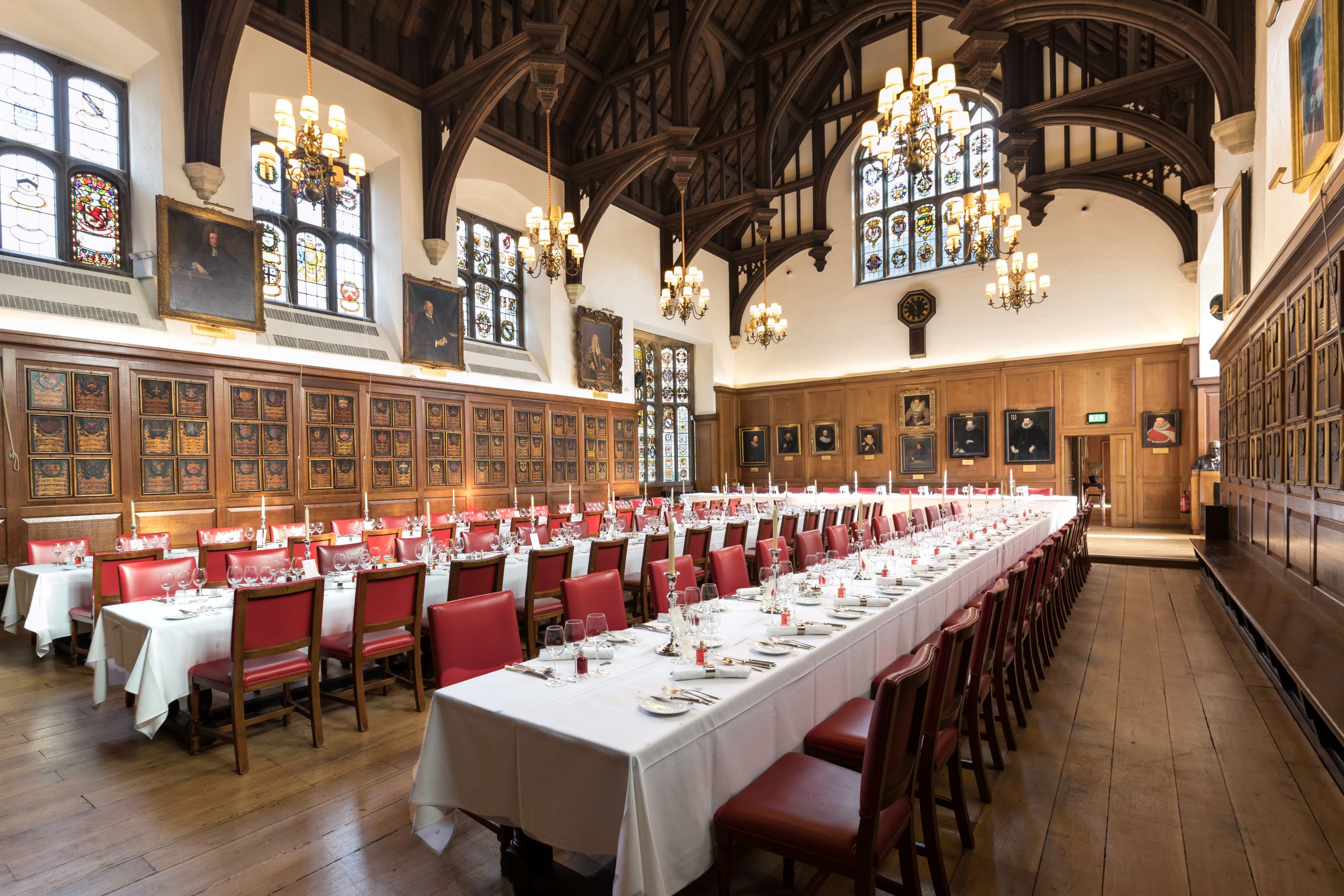 Elegant dining hall with vaulted ceiling, ideal for formal banquets and gatherings.