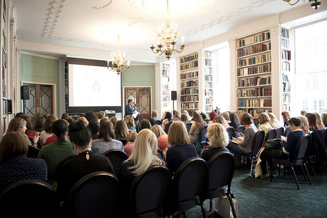 The Library - jhzjnwaui00.jpg