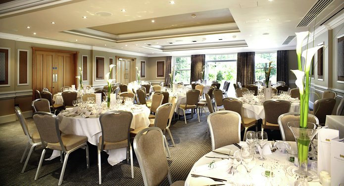 Elegant banquet room in The Shelley Suite, ideal for corporate events and weddings.