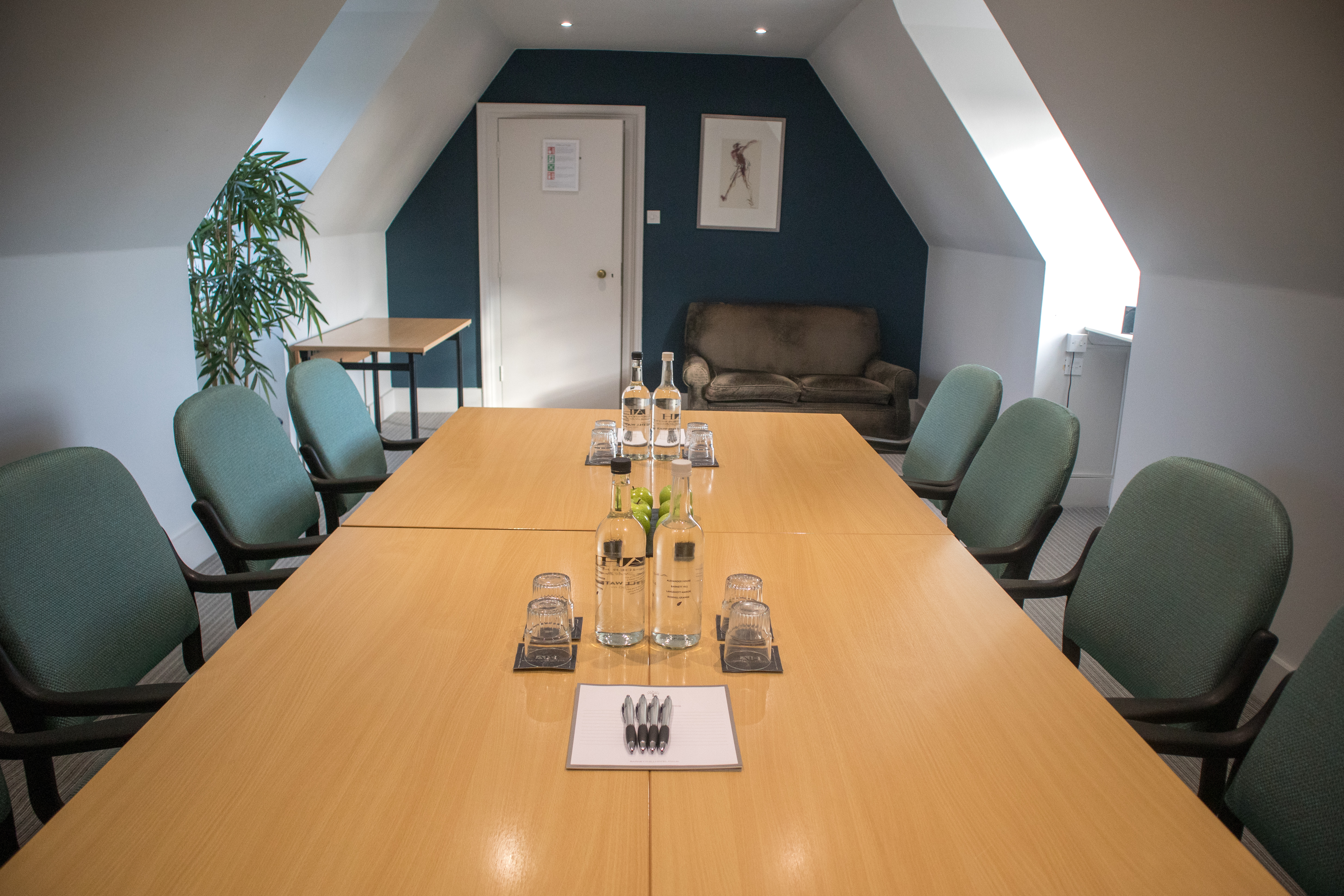 Albury meeting room at Barnett Hill Hotel with natural light, ideal for corporate events.