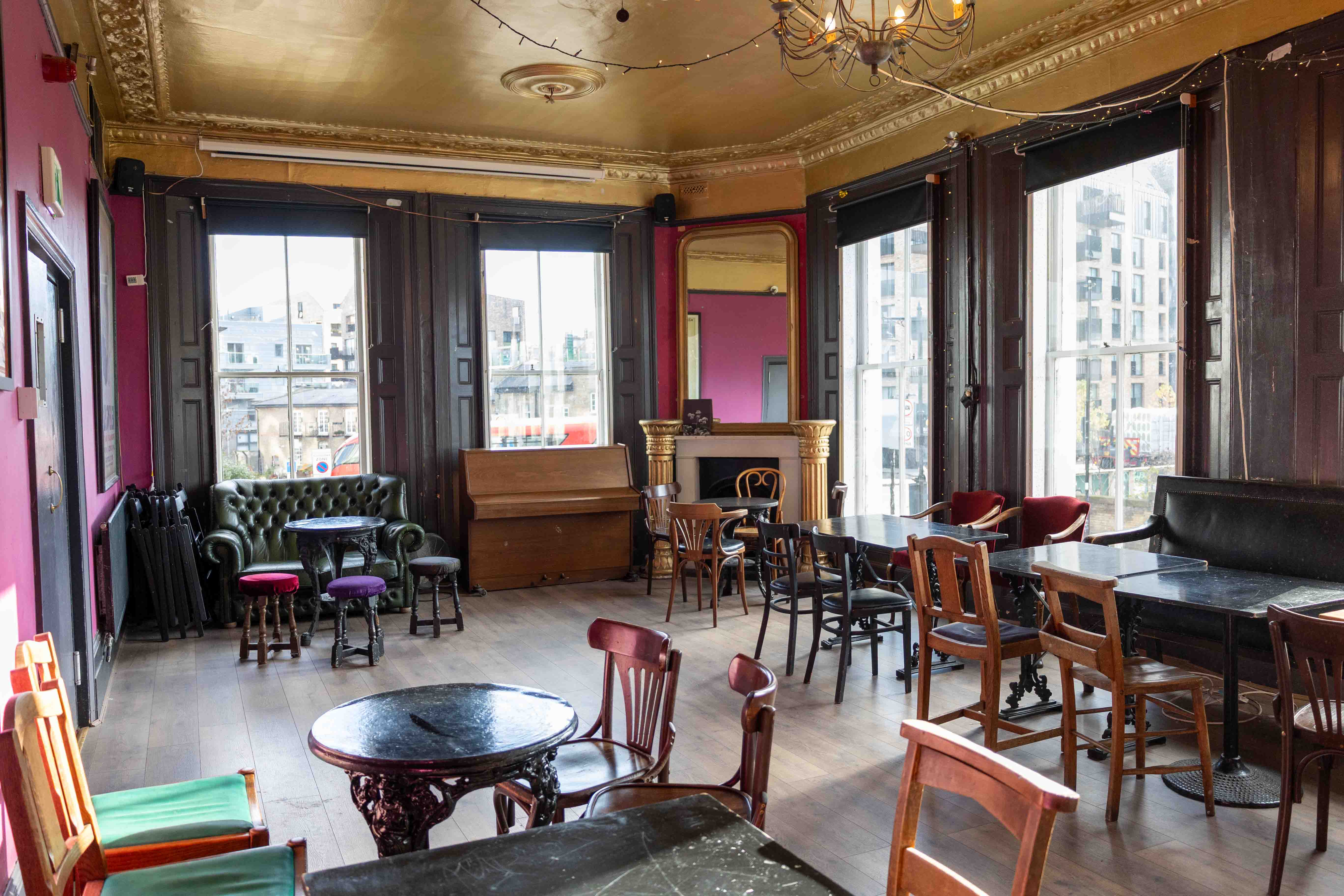 Marie Lloyd Room - f0ce2c43-1f96-4e21-b93b-b92a01dade59.jpg