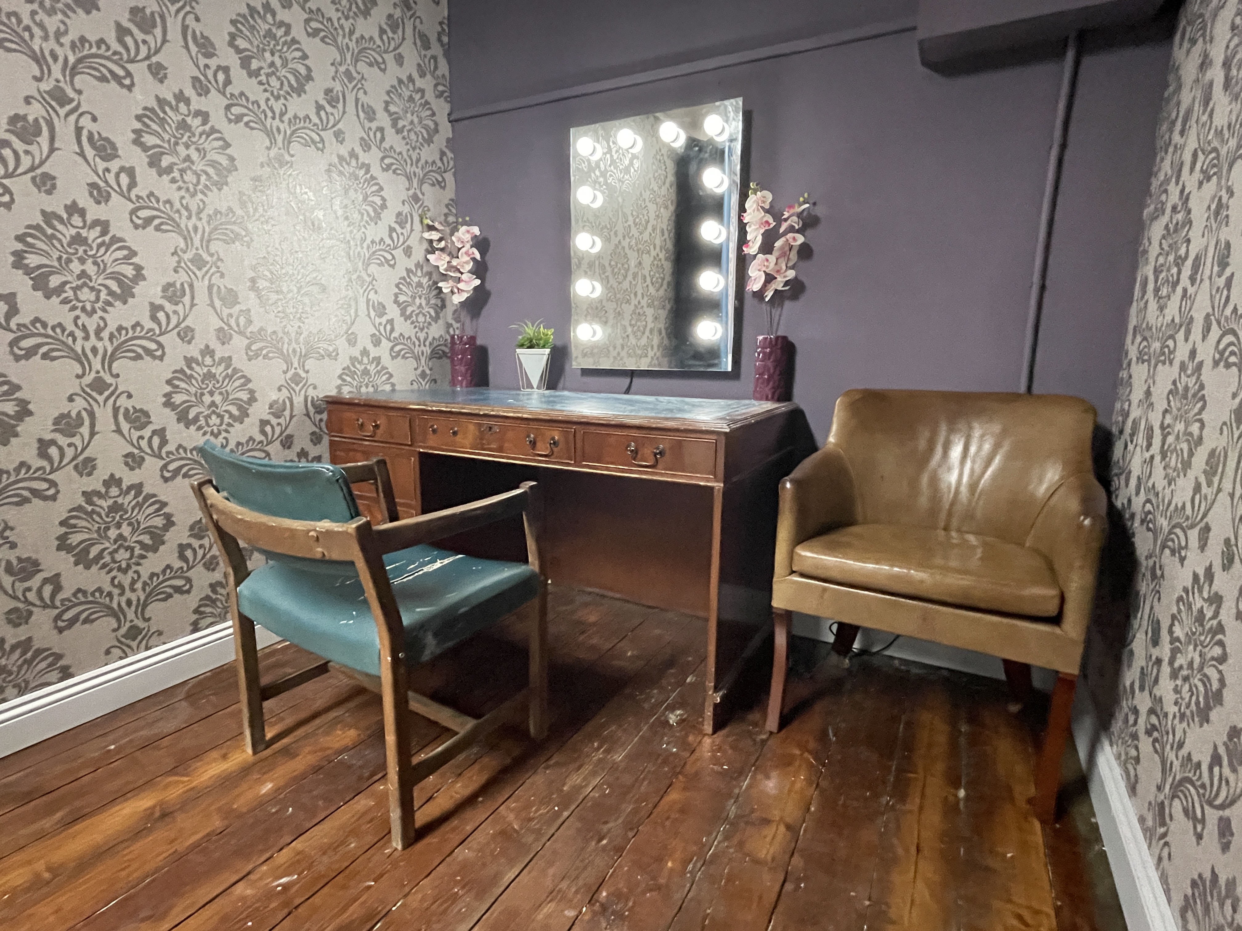 Crixus Studio Green - rmqqx0lxkbh.JPG