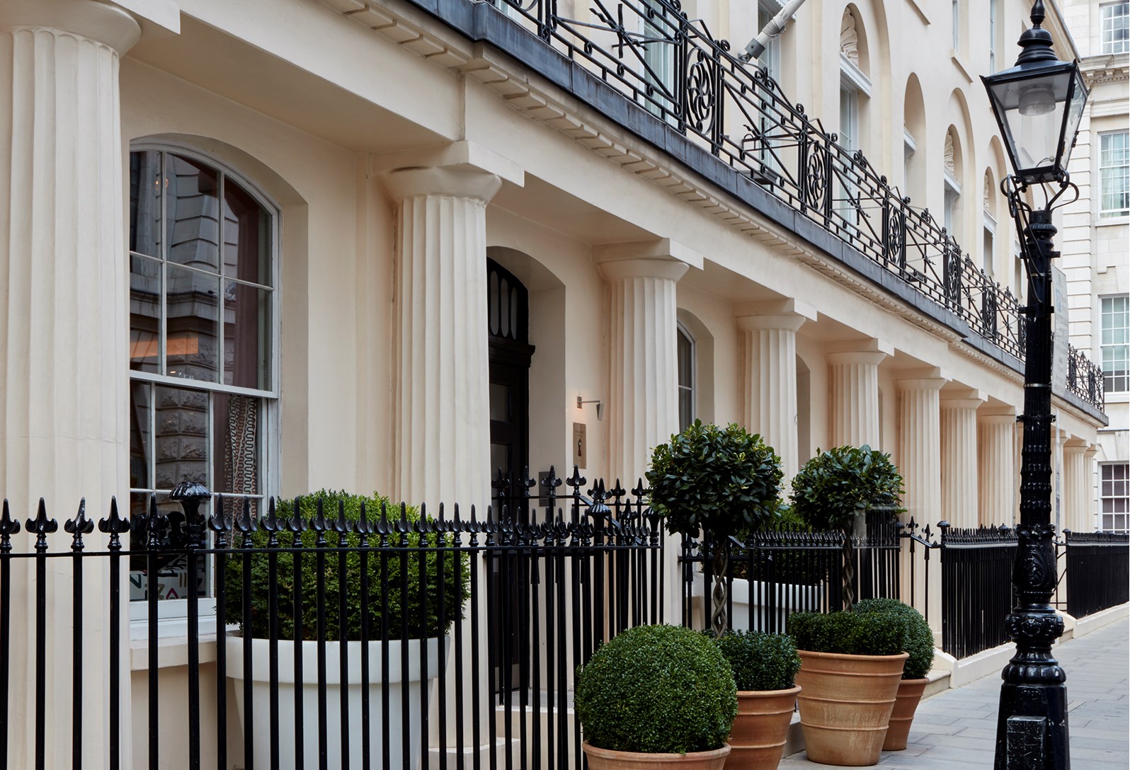 Elegant Shooting Gallery at Haymarket Hotel, ideal for upscale corporate events and gatherings.