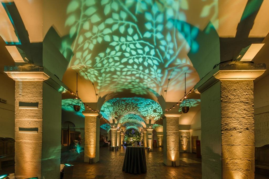 Elegant Crypt in St. Paul's Cathedral, ideal for receptions and gala events.