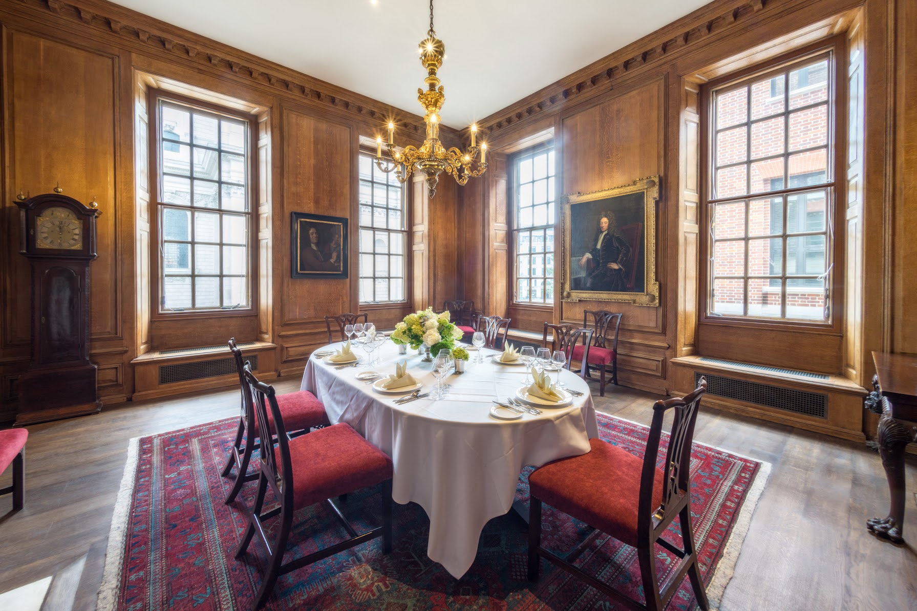 Elegant dining room in St. Paul's Cathedral, ideal for corporate dinners and upscale events.