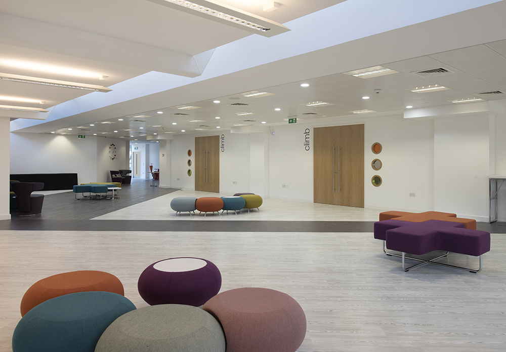 Modern lobby at Climb in thestudio Glasgow, ideal for meetings and events.