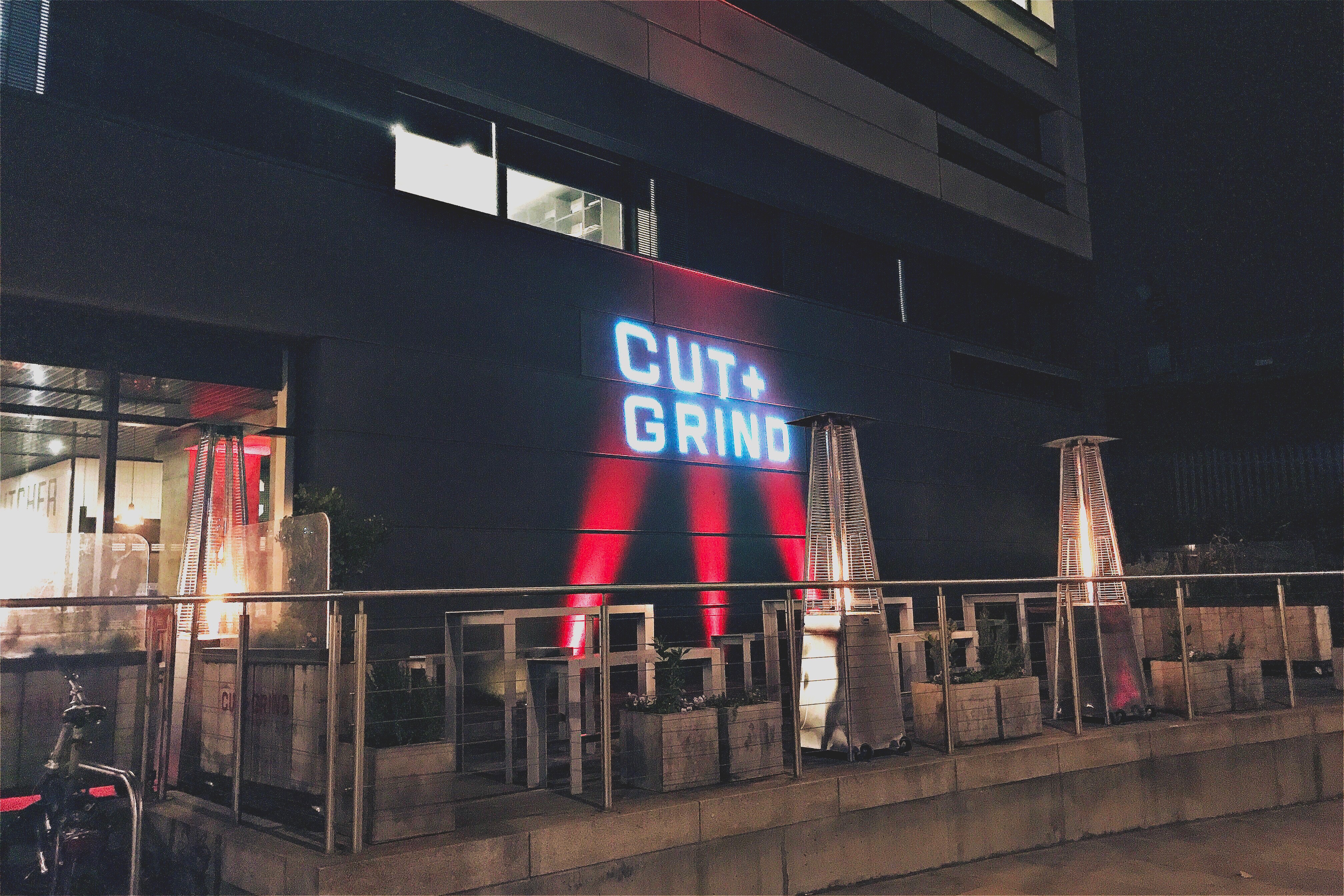 Whole Venue - qyvql4l5wn0.jpg