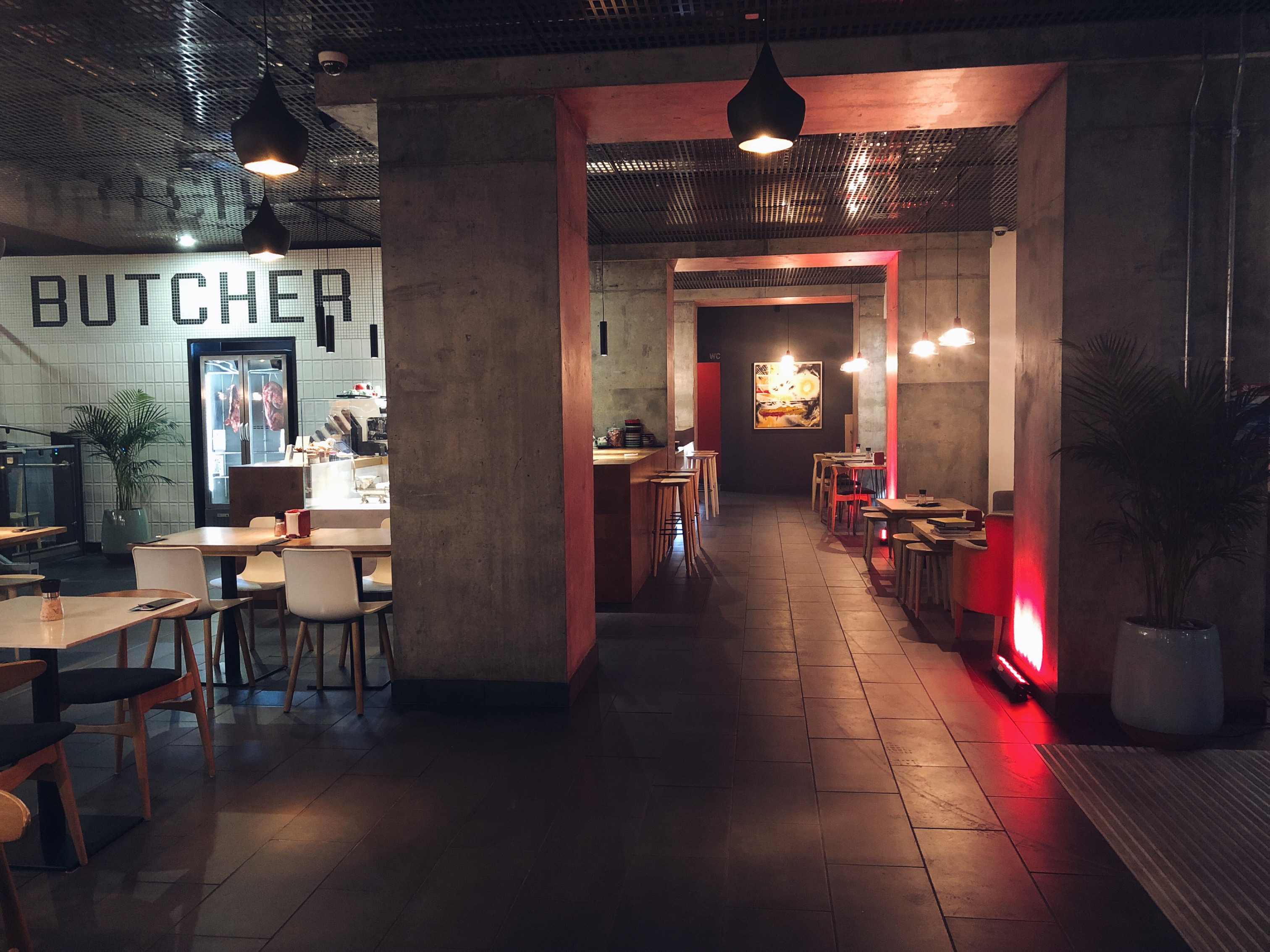 Whole Venue - xz5zsytmfrb.JPG