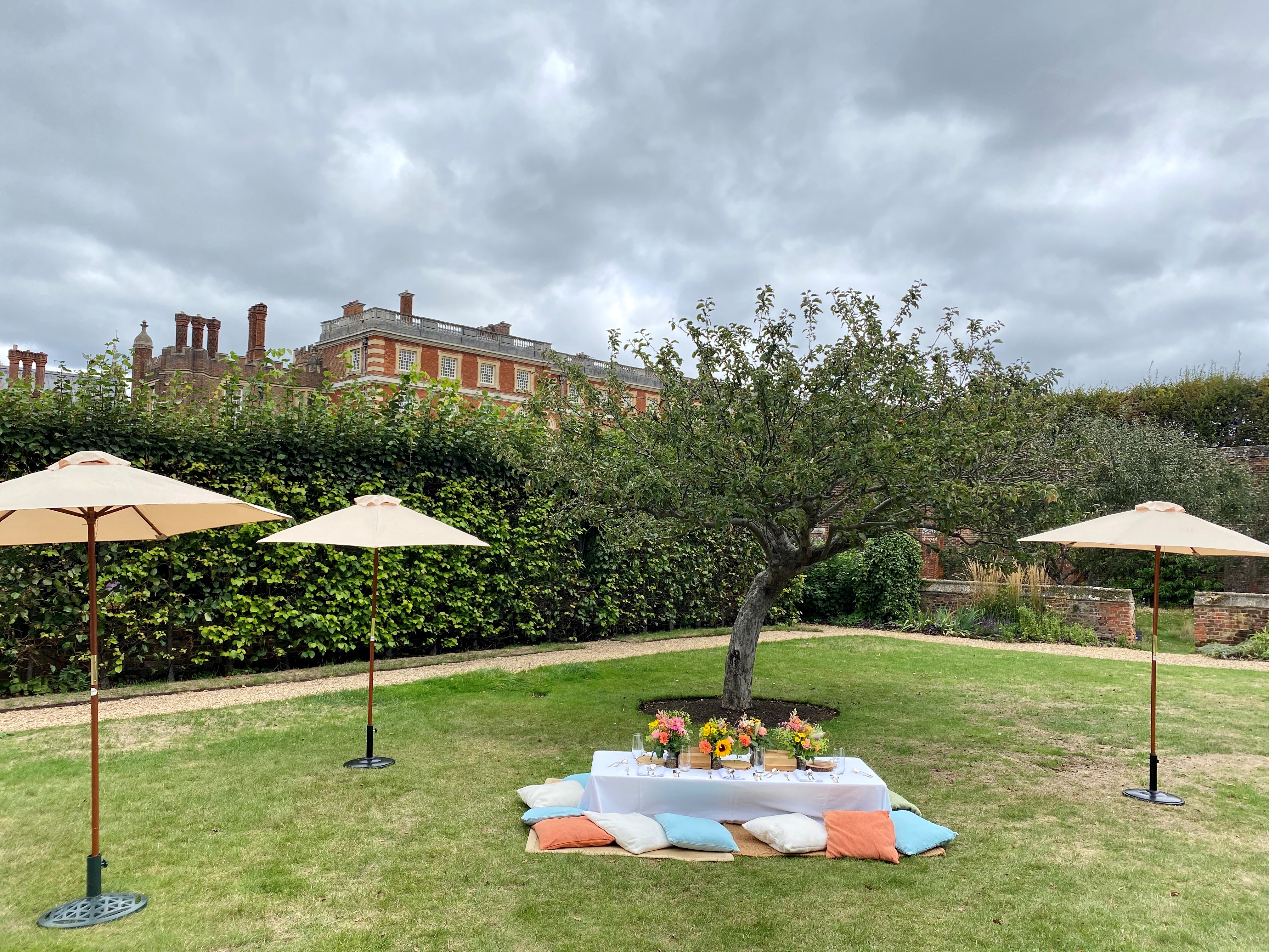 Little Banqueting House - uhvnczd5sm1.jpg