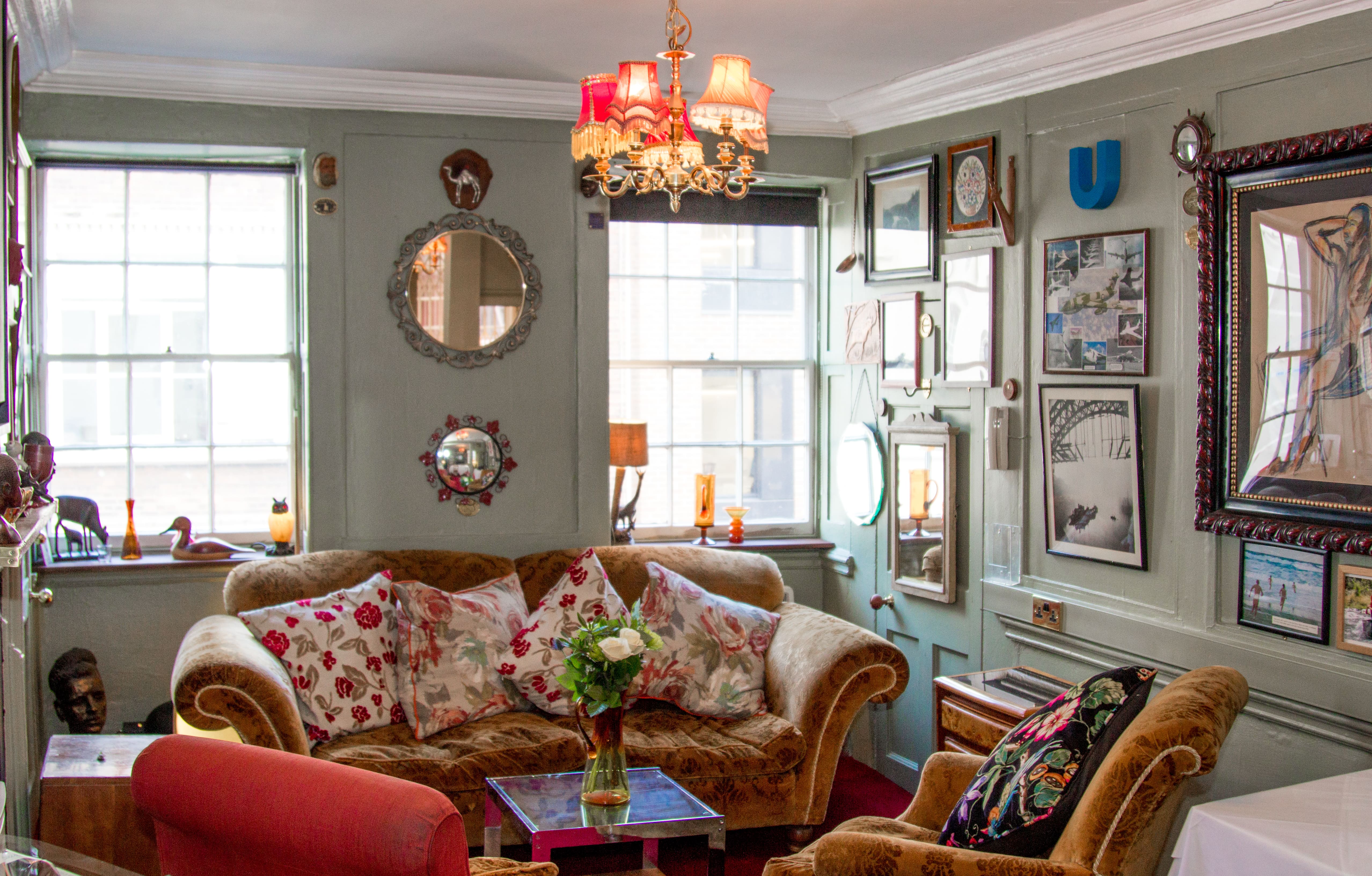 Cozy Channing Williams Room at The Union Club, ideal for intimate meetings and brainstorming.