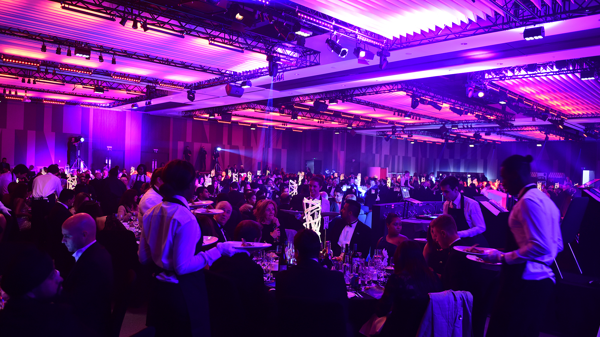 Vox 3 4 5  - oqlc4sighca.jpg