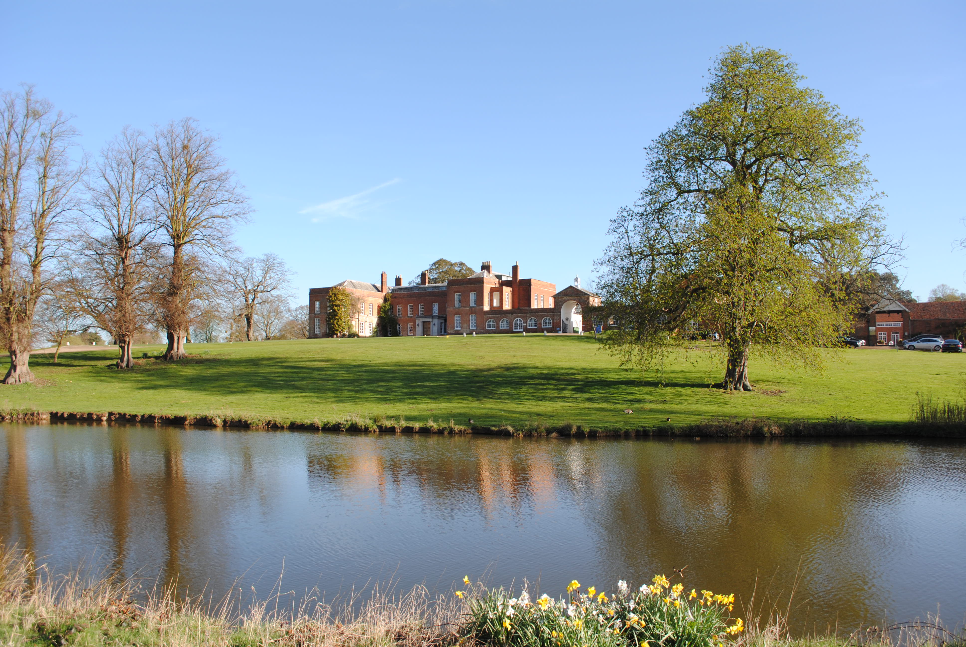 Braxted Park - 4y1w4jvyc2f.jpg