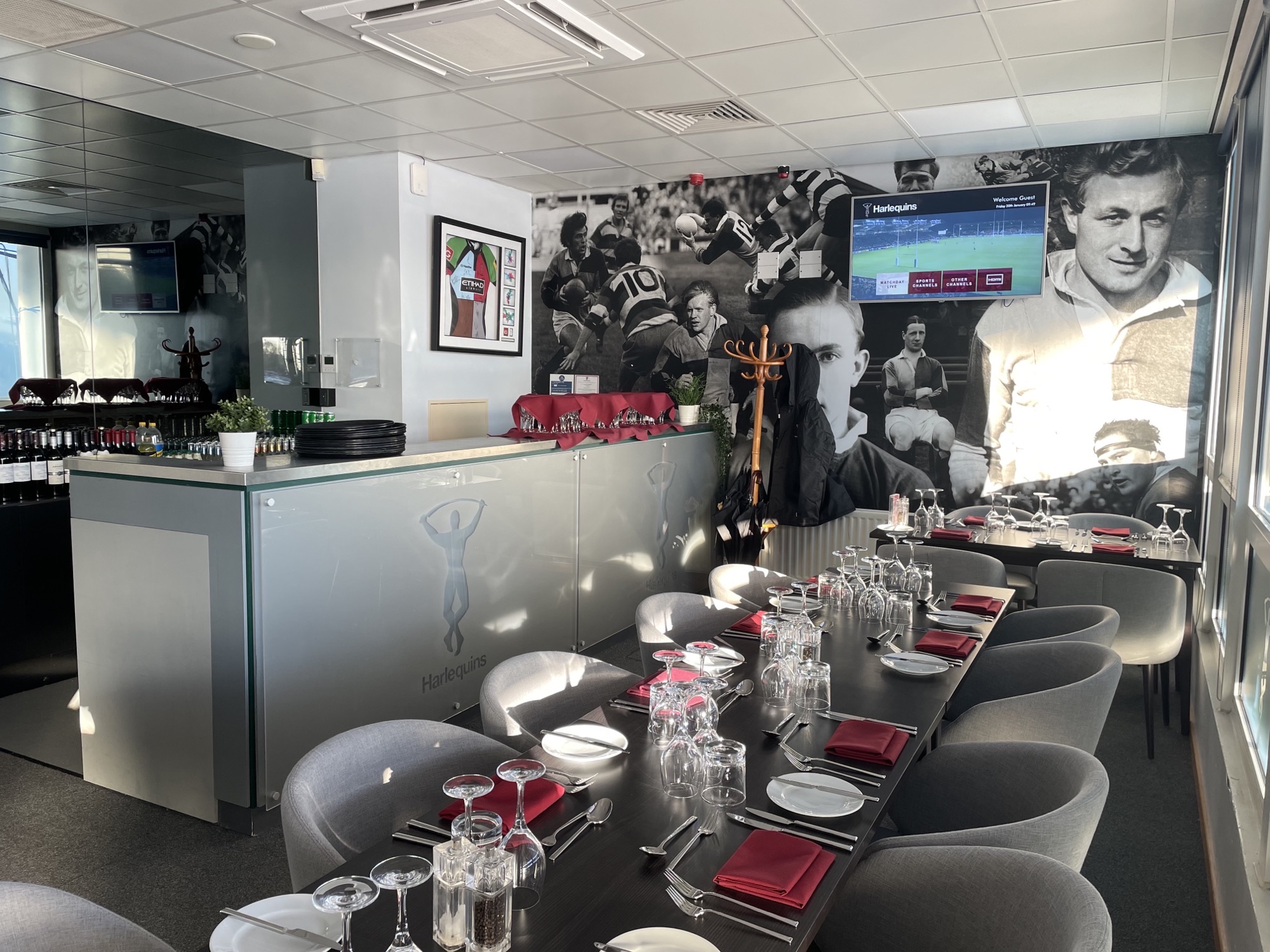 Legends Lounge at Twickenham Stoop: modern event space for networking and team-building.