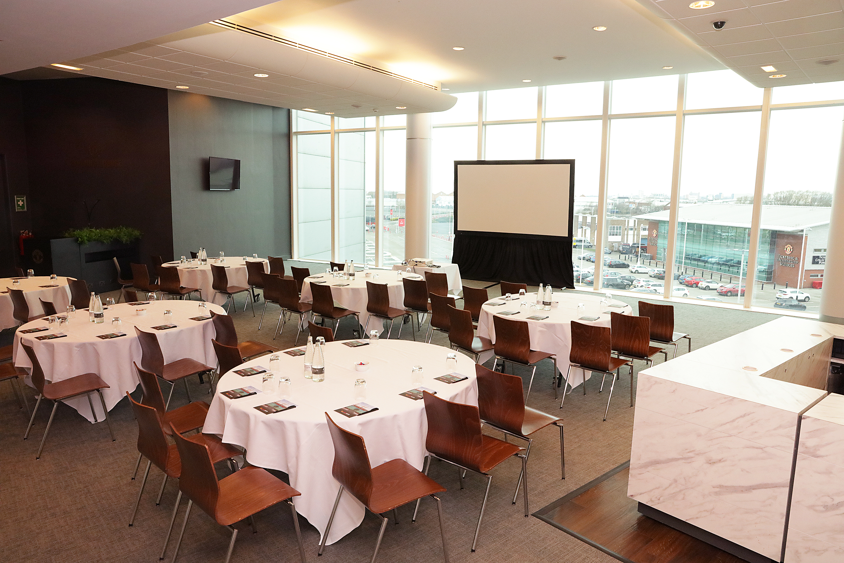 Whole Venue - stn3b2sdhwn.jpg