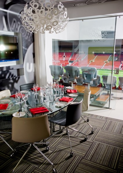 Whole Venue - yaualqhqi02.jpg