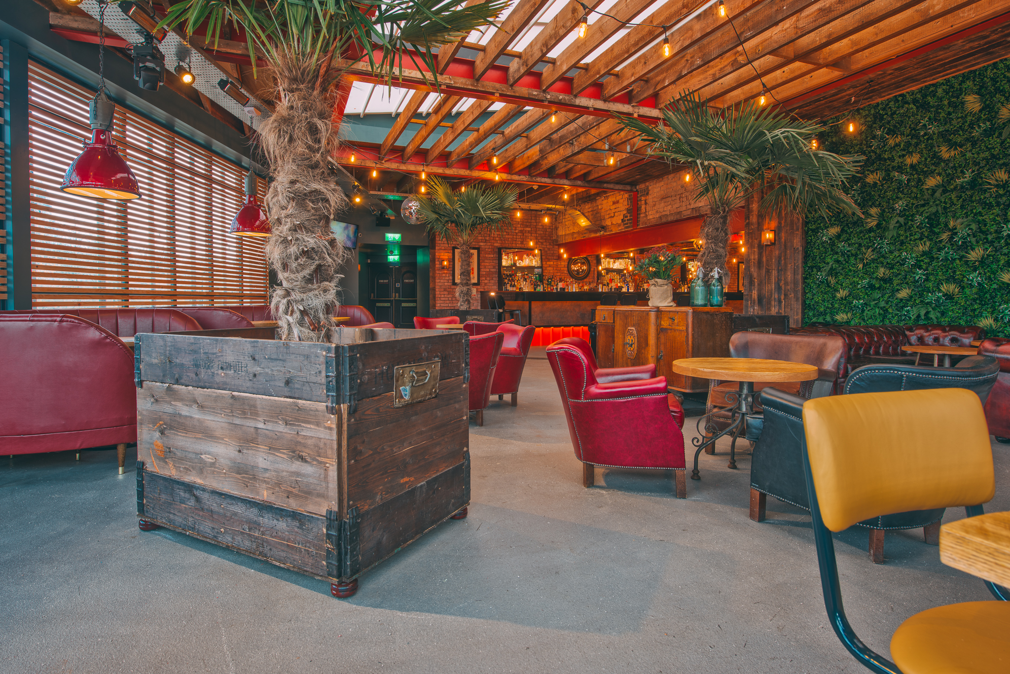 Upstairs Terrace - slvyv0um4rq.jpg