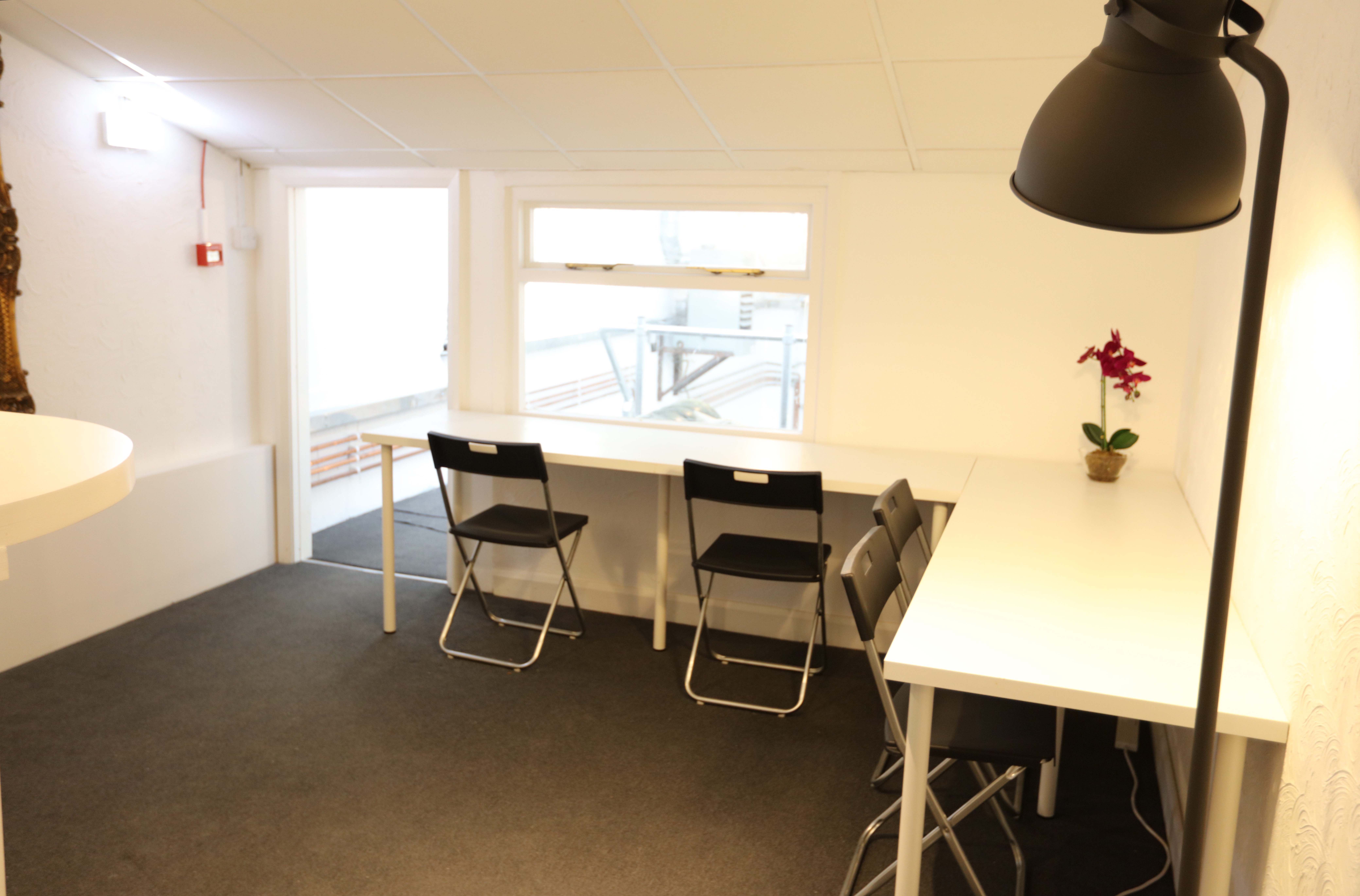 Whole Venue - uh1suiywnin.jpg