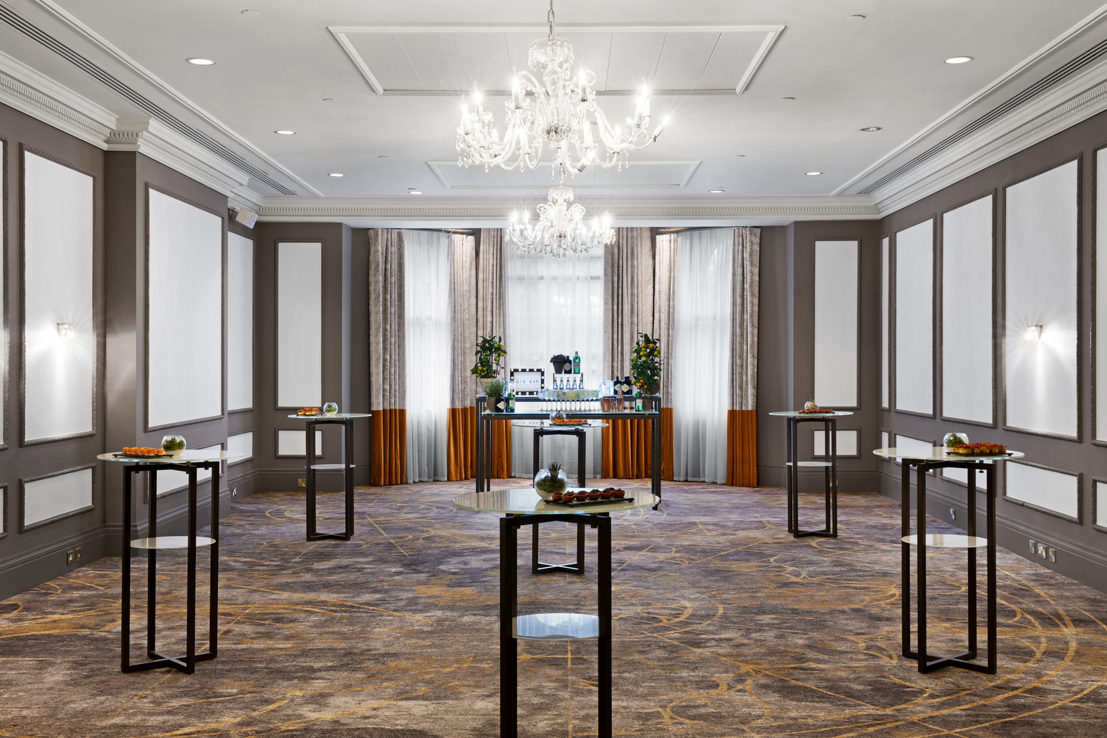 Kings Suite networking area at Bristol Marriott Royal Hotel for elegant corporate cocktail events.