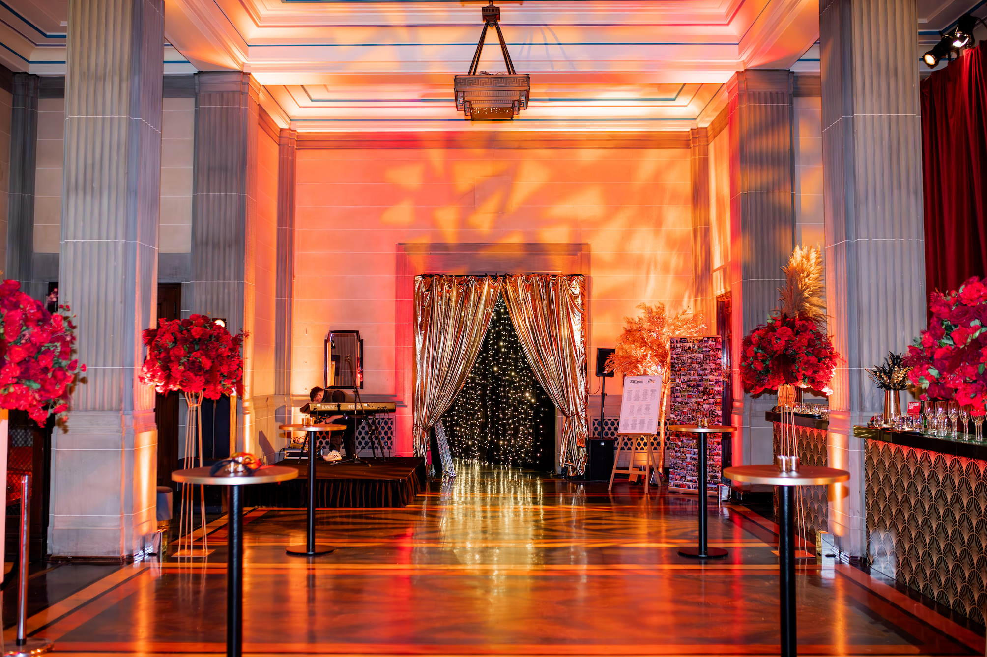 Christmas Parties - g2qxaysoudy.jpg