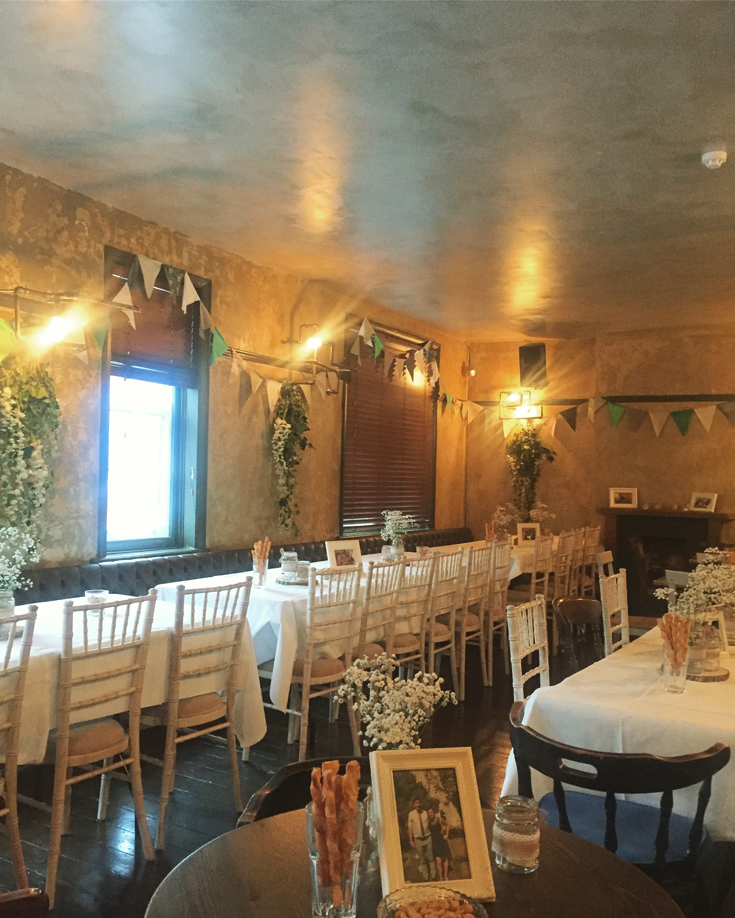 Music room  - 2druimppfuq.JPG