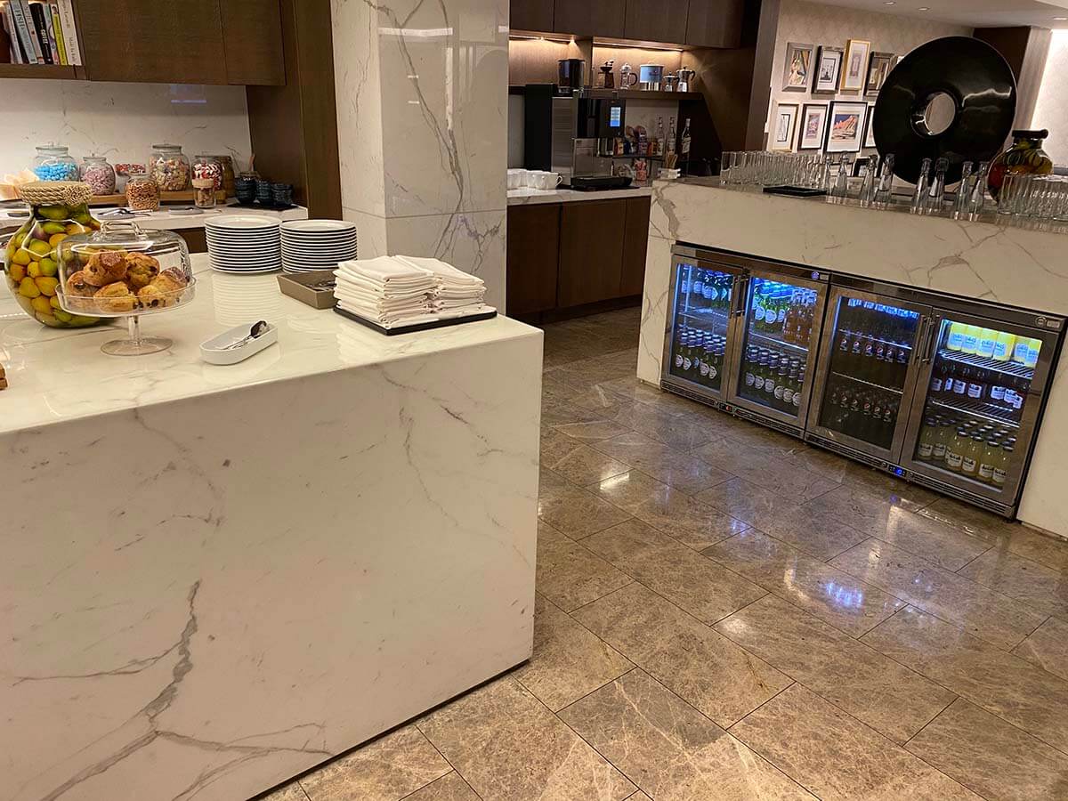 Executive lounge catering setup at JW Marriott Grosvenor House for elegant events.