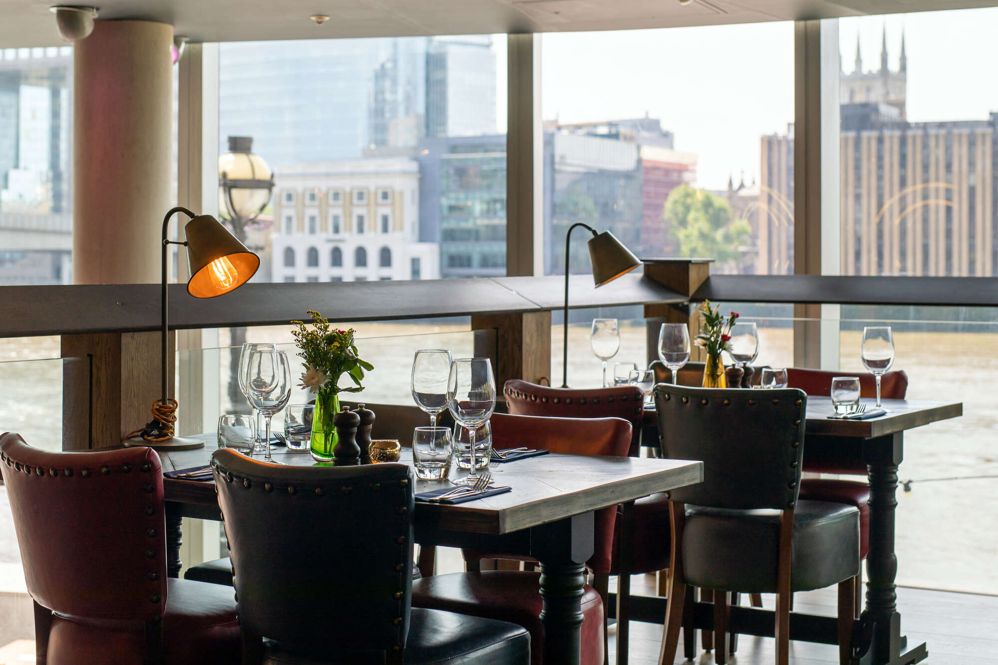 The Rockefeller Lounge - rf31ftkkwhk.jpg