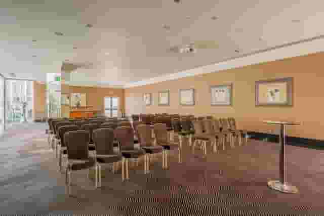 Newbury Suite 2