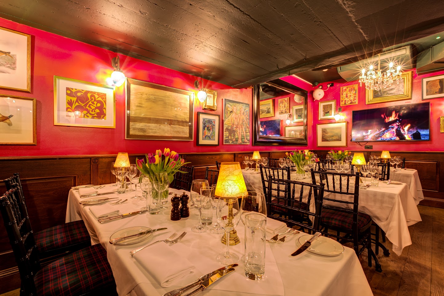 Elegant dining space in Groove Room, Boisdale of Mayfair for intimate gatherings and corporate events.