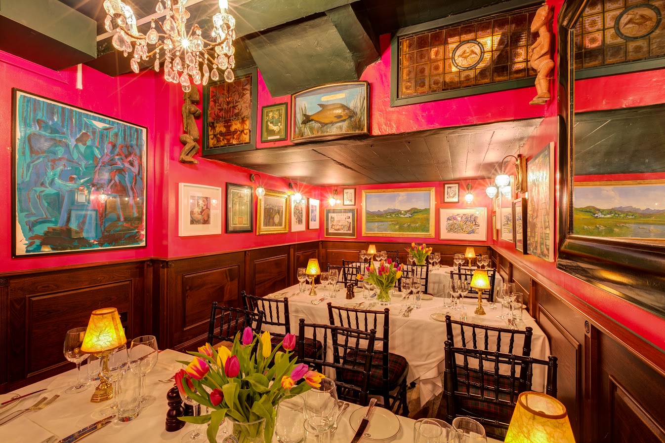 Elegant dining space in Groove Room, Boisdale of Mayfair for upscale events and private dinners.