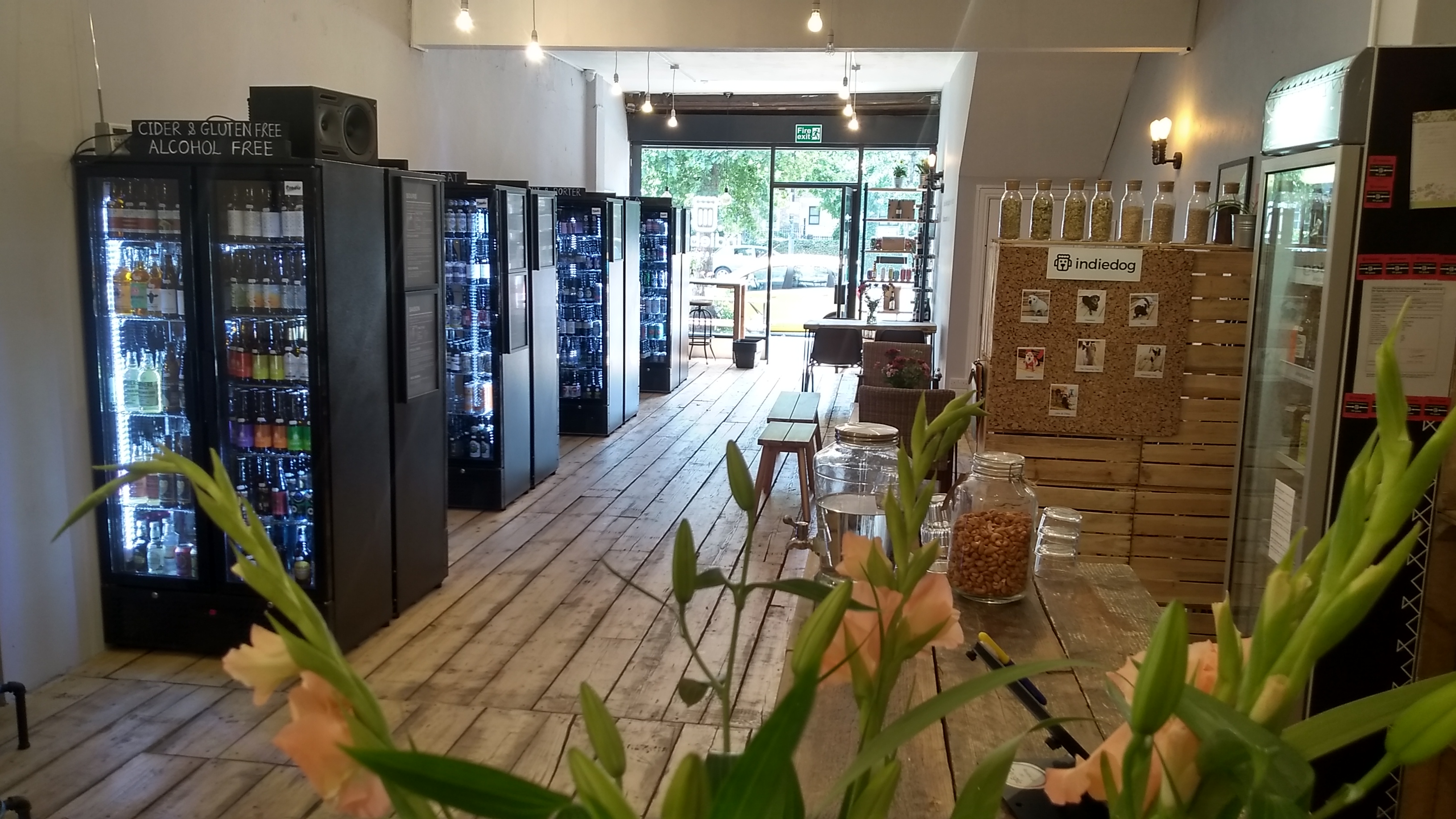 Modern venue with natural light, ideal for casual meetings and events.