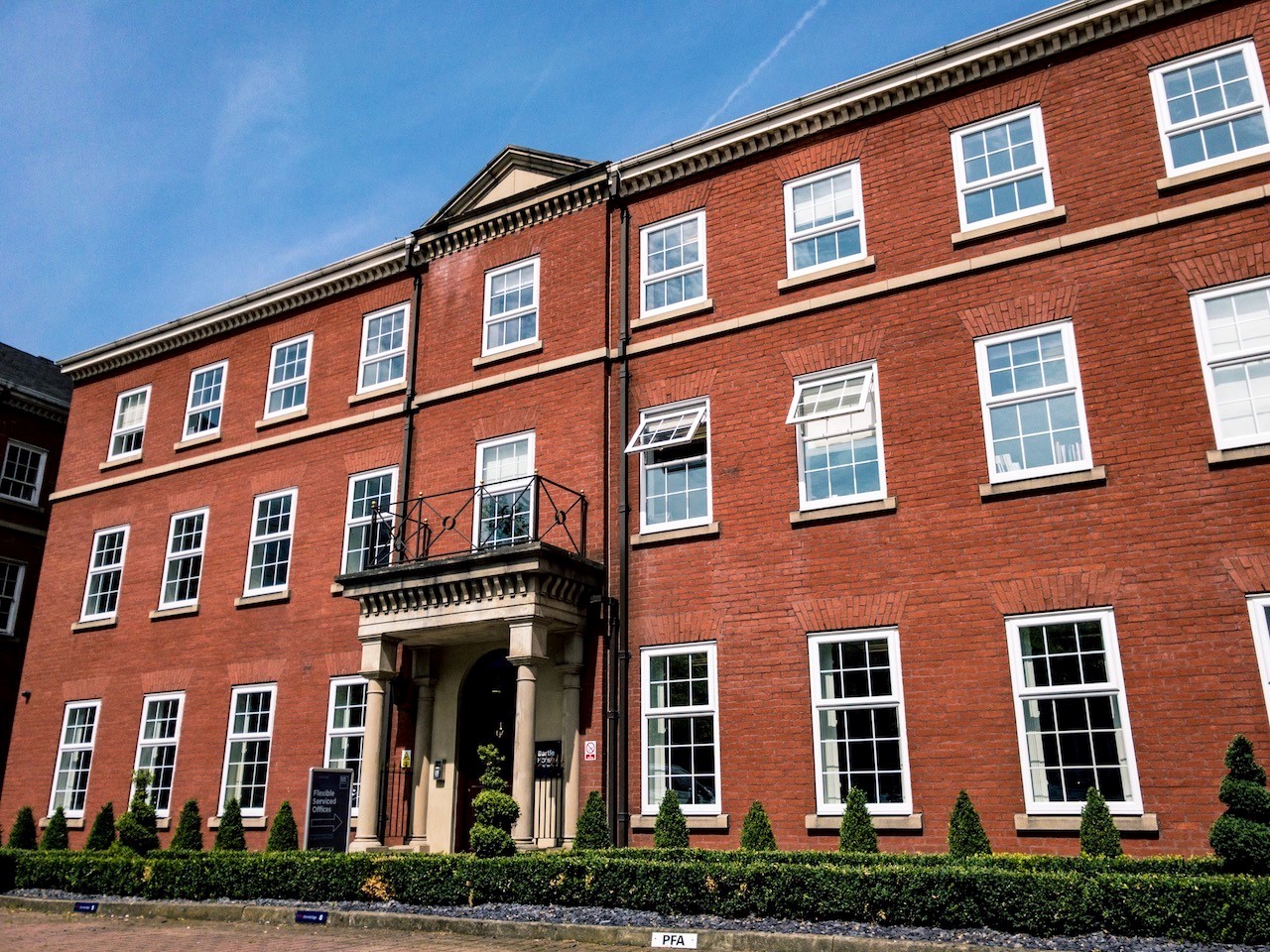 M2 - in1q4o254vn.jpg