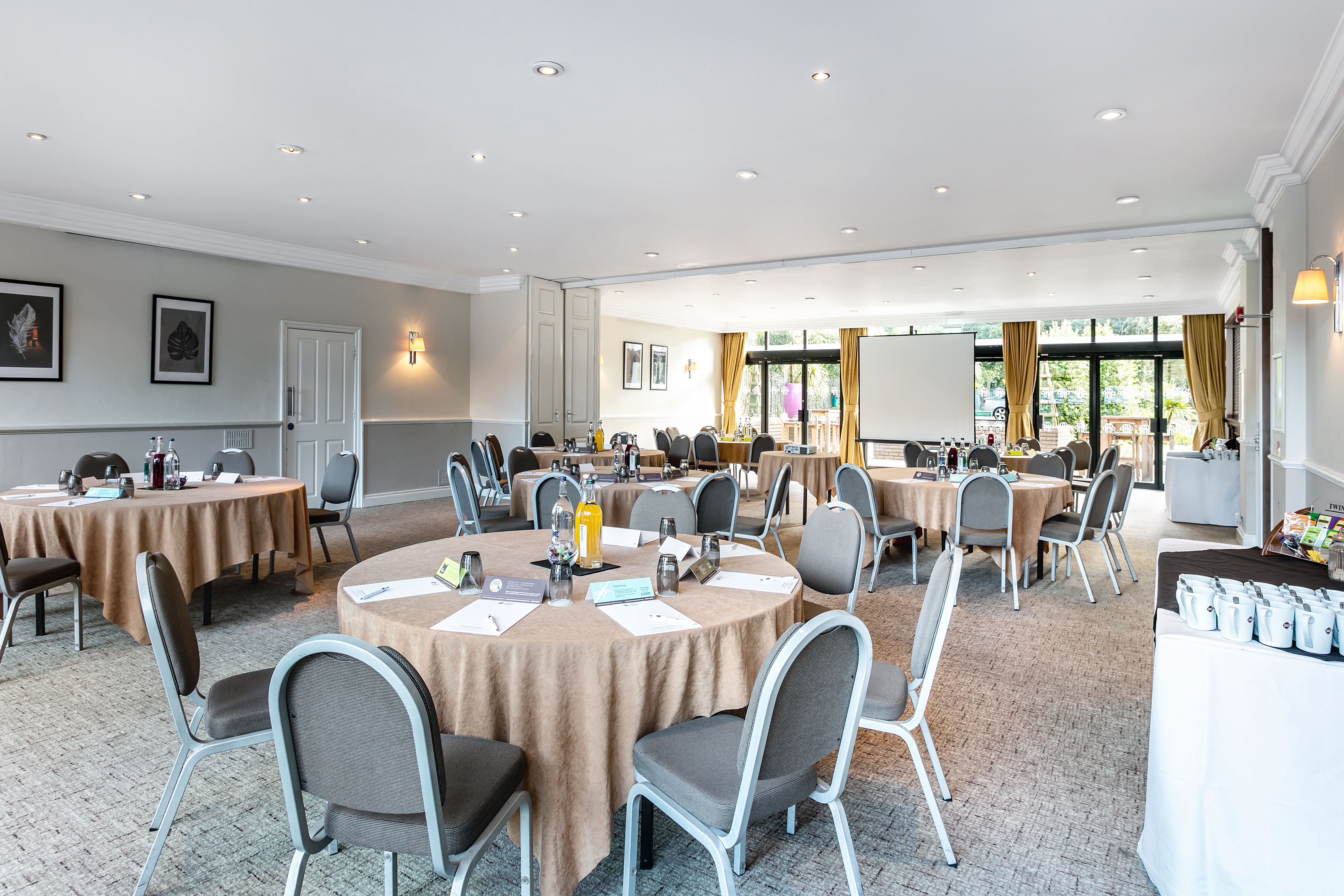 Best Western Plus Pinewood on Wilmslow - image 1