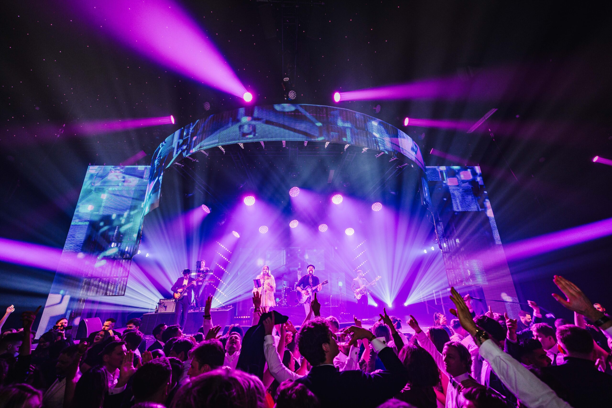 Exclusive Christmas Party - 926d1a66-c28a-443b-a923-ec7ec83067a4.jpg