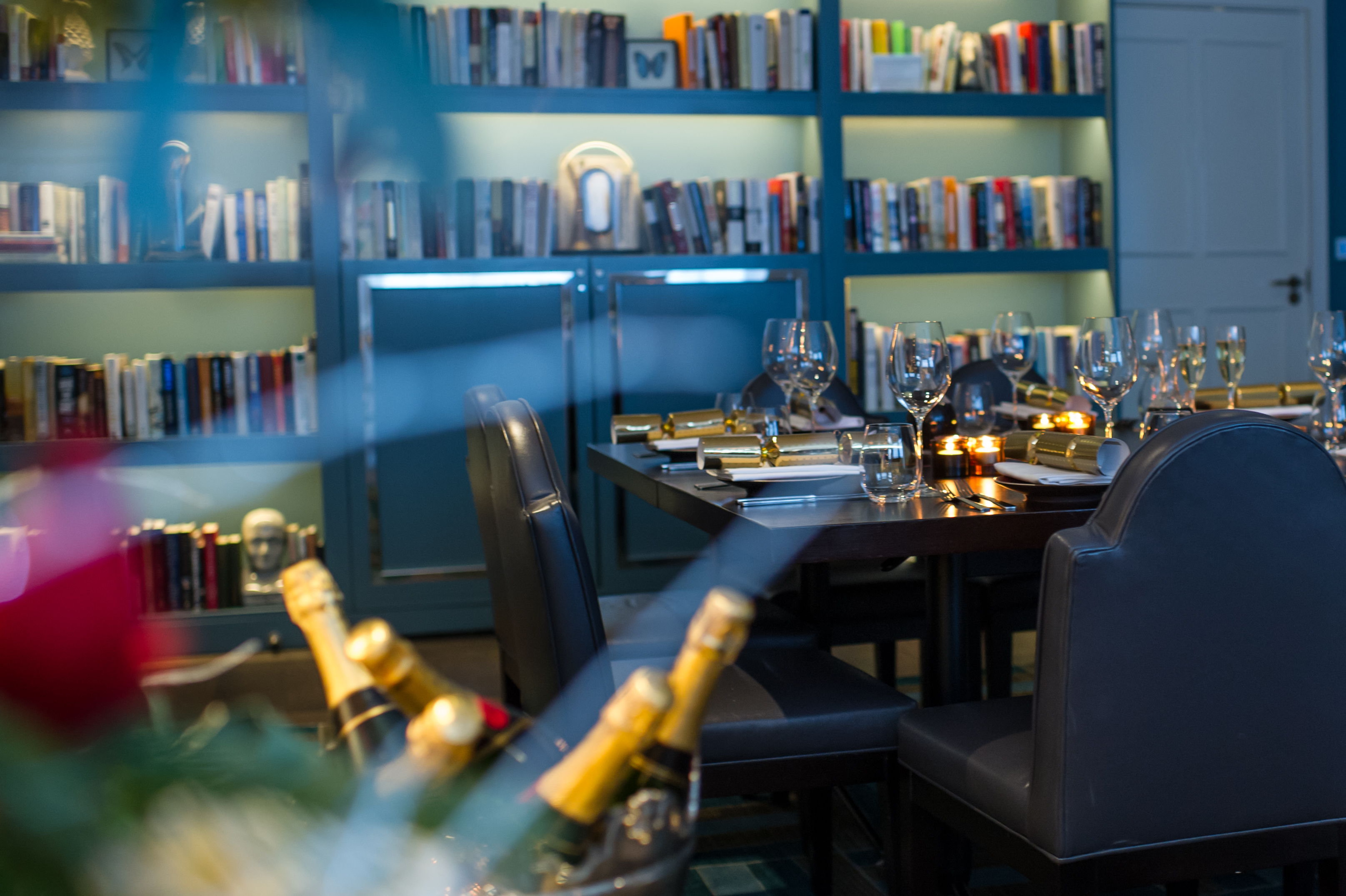 The Library  - un1regz0y3w.jpg