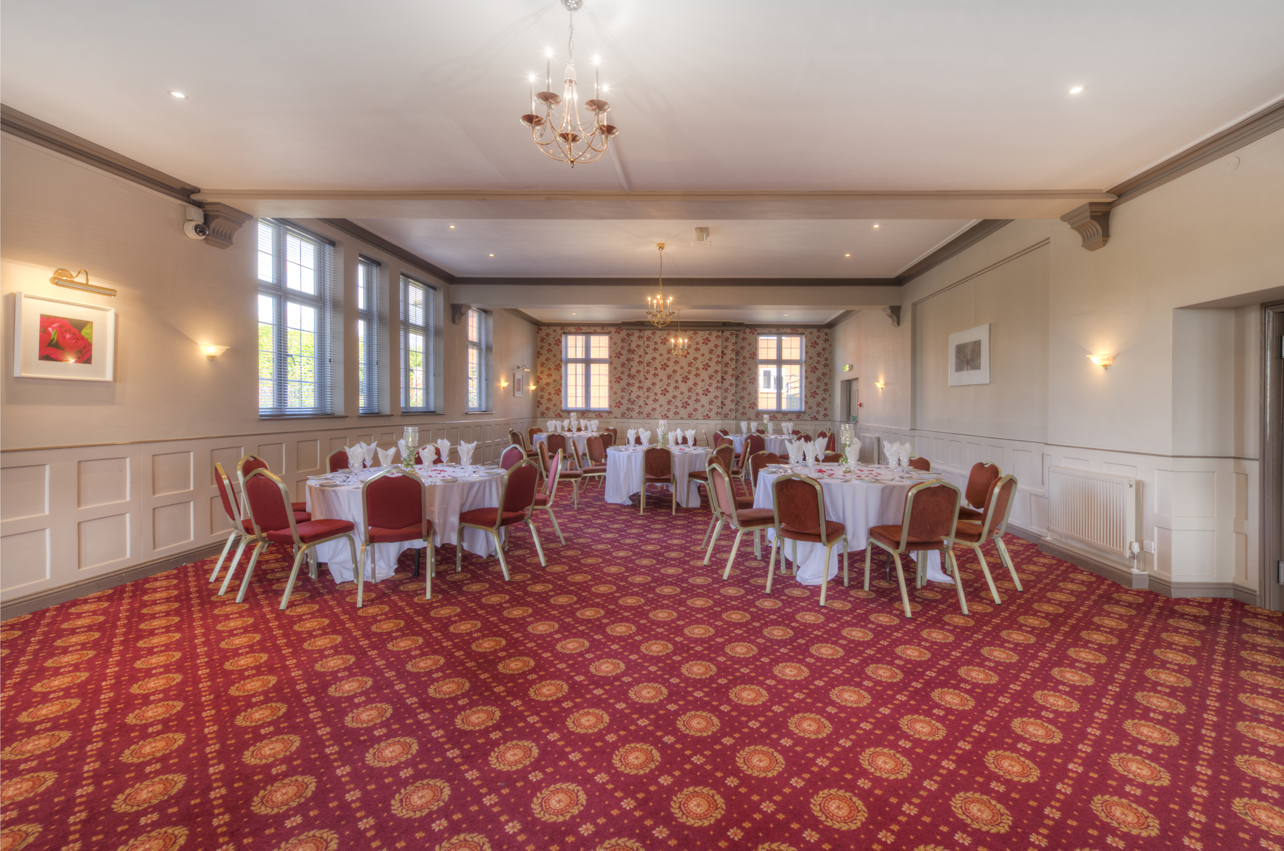 Manor Suite at Quality Hotel Coventry, elegant event space for banquets and corporate gatherings.