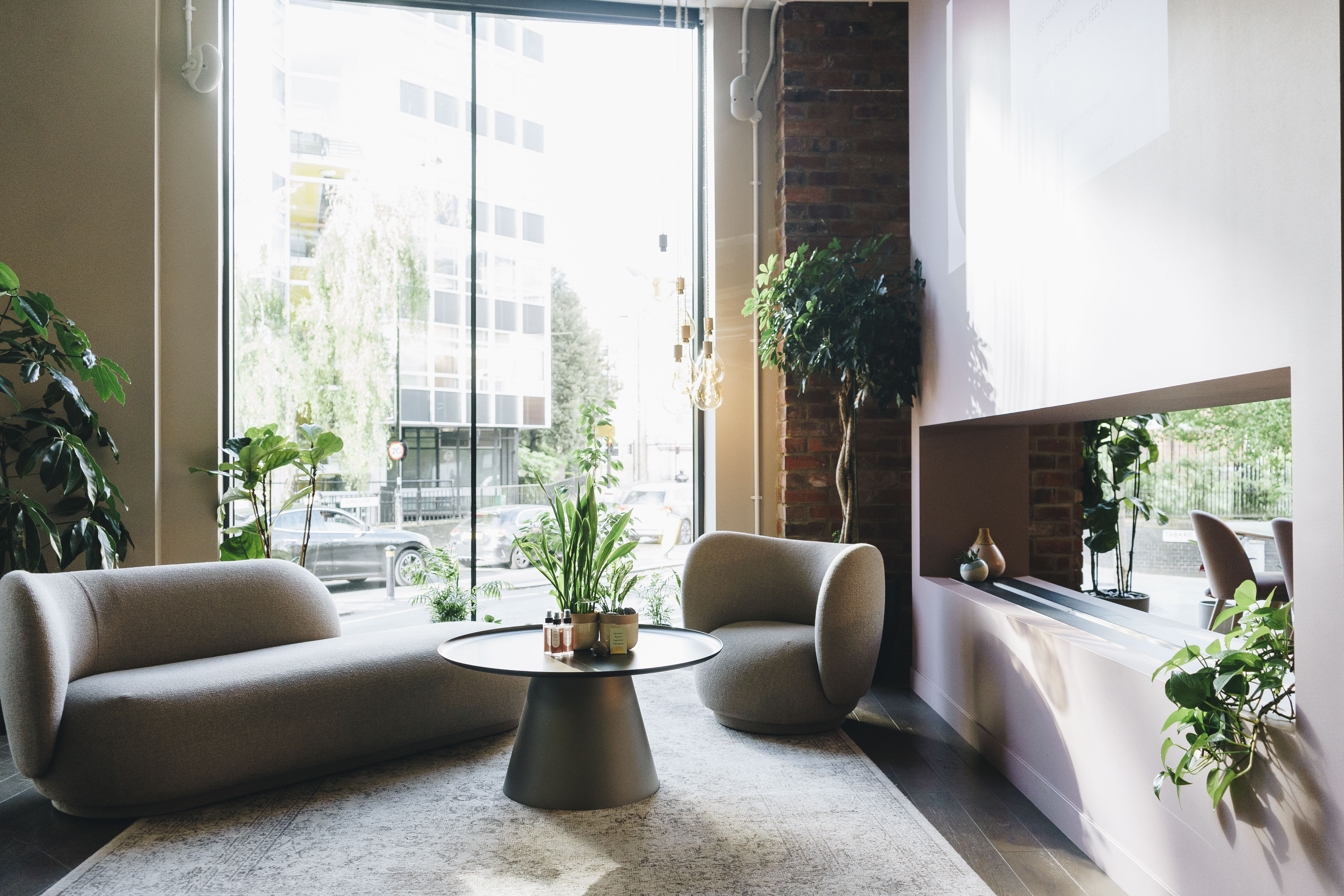 Cafe Lounge - 1vncqilzynl.jpg