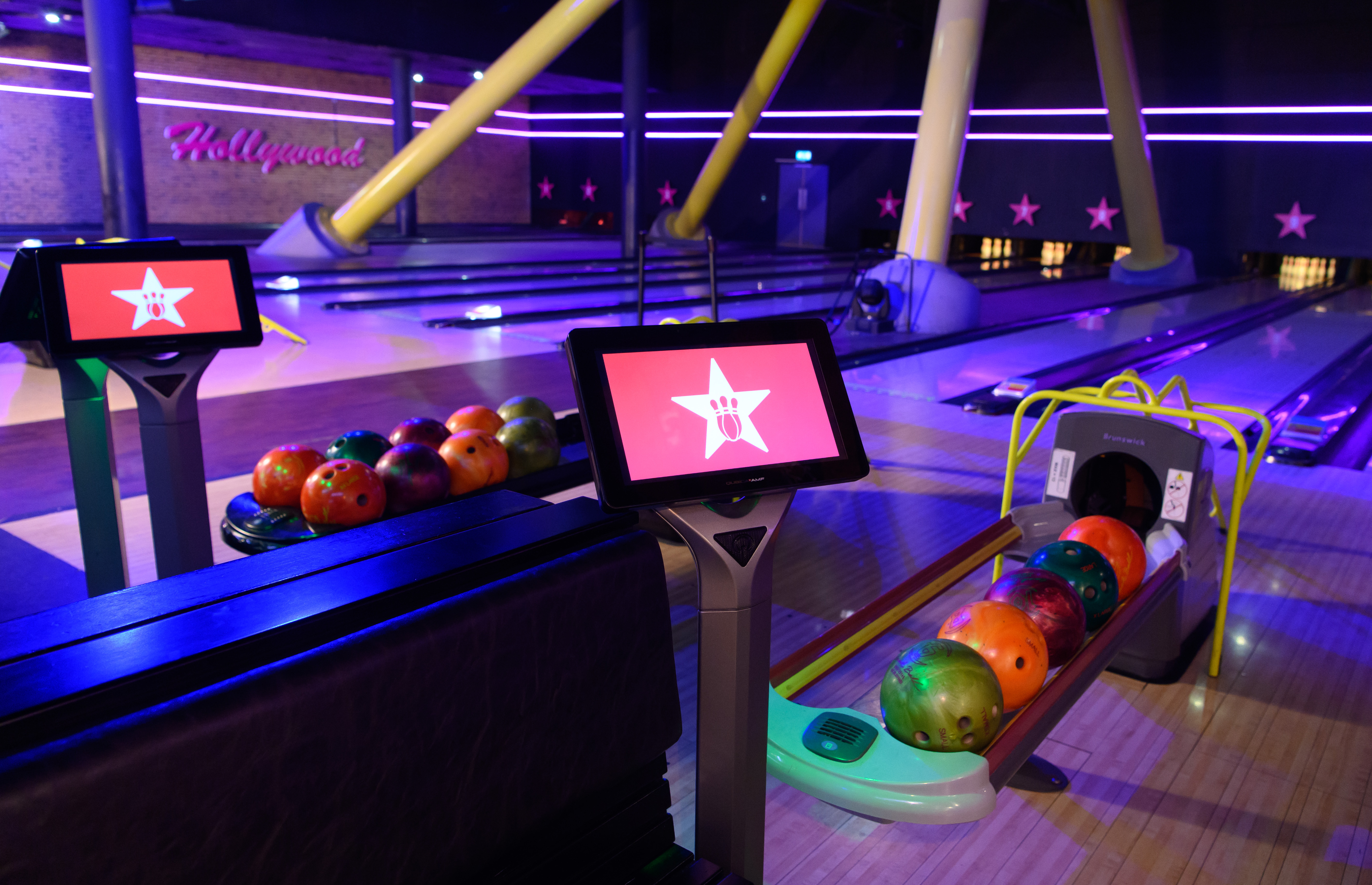 Vibrant bowling alley at Hollywood Bowl O2, ideal for corporate events and team-building.