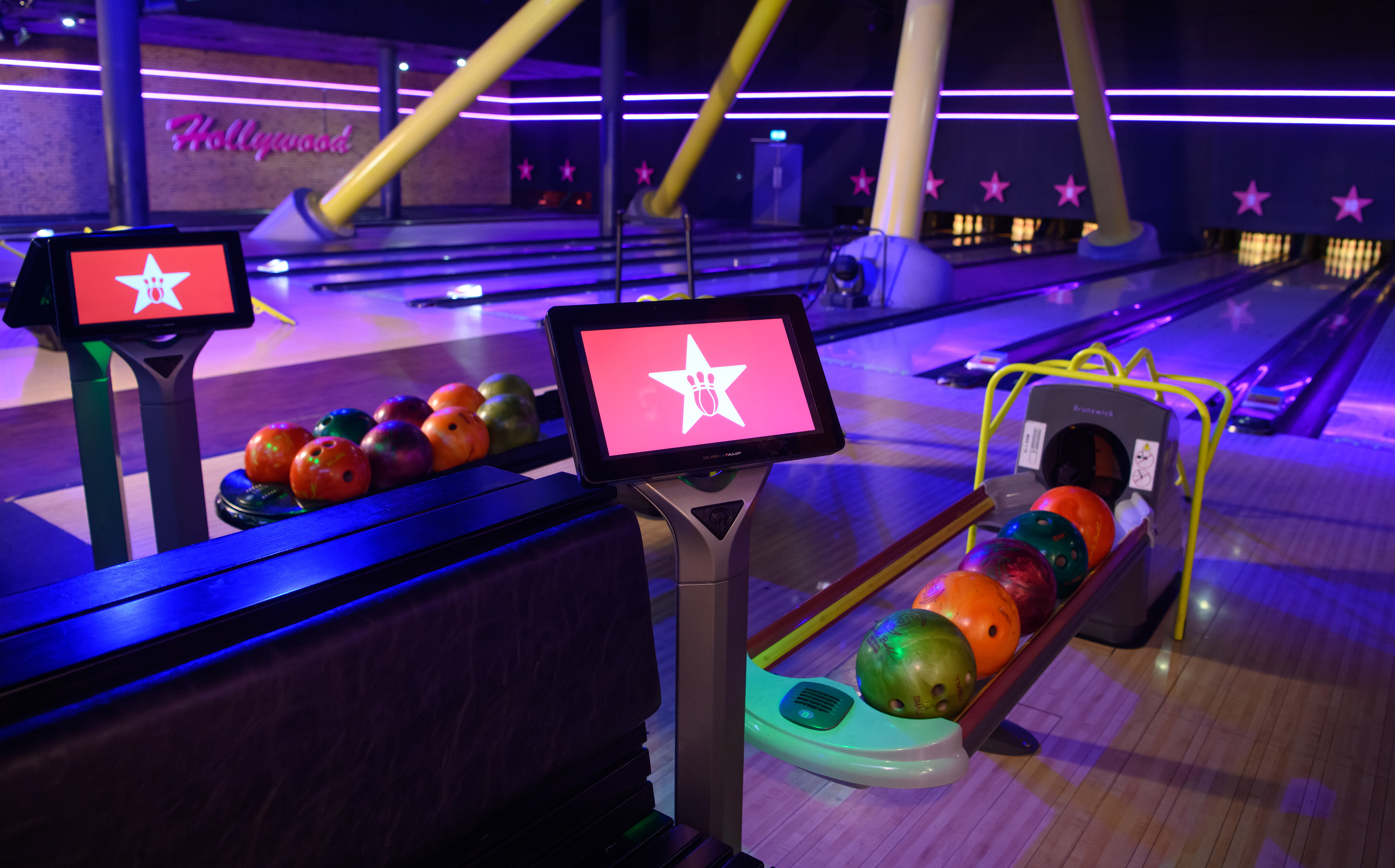 Vibrant bowling alley at Hollywood Bowl O2, ideal for corporate events and team-building.