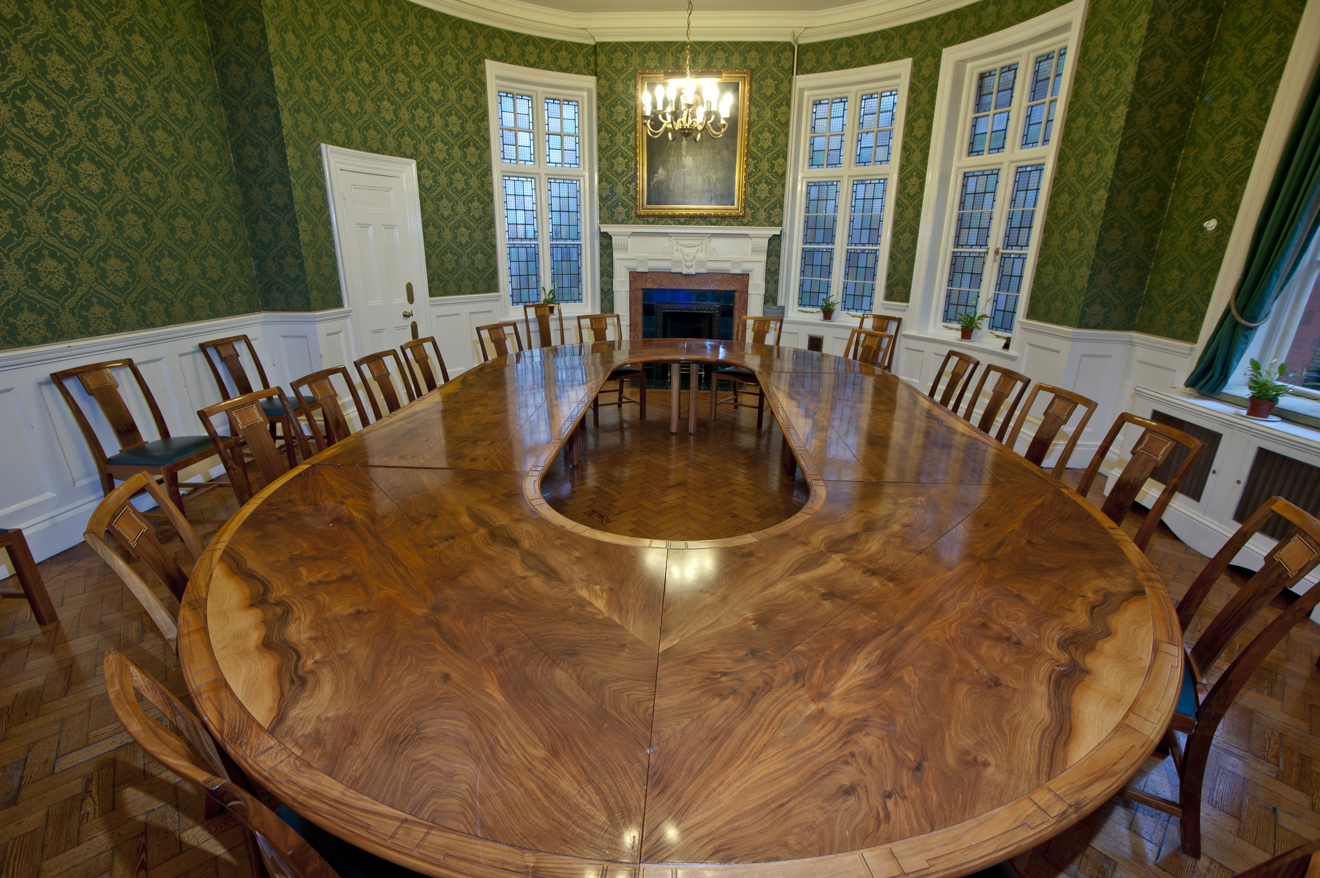 Salisbury Room at St Bride Foundation with oval table, ideal for executive meetings.