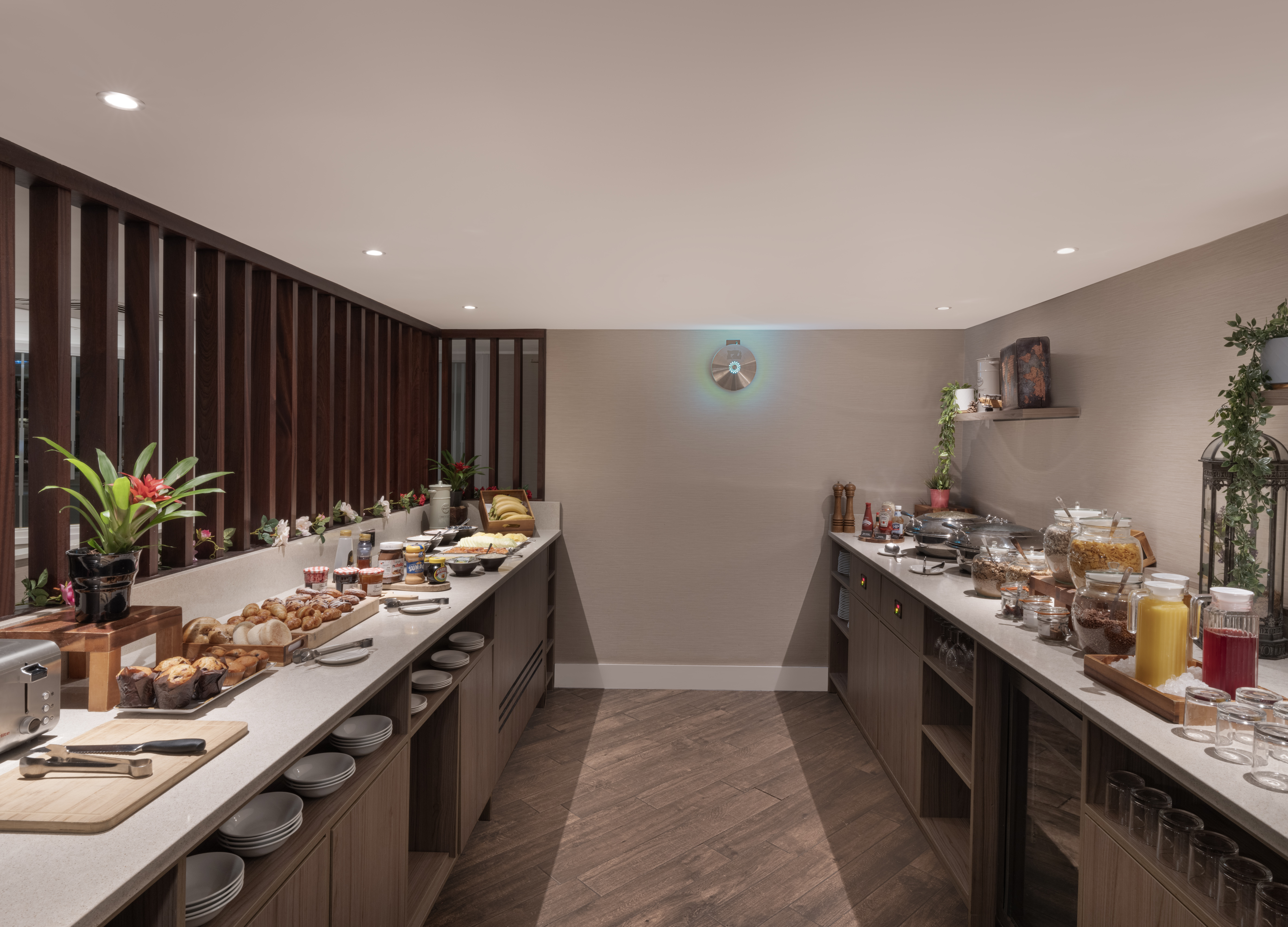 Stable Room - clcl3oz2wva.jpg