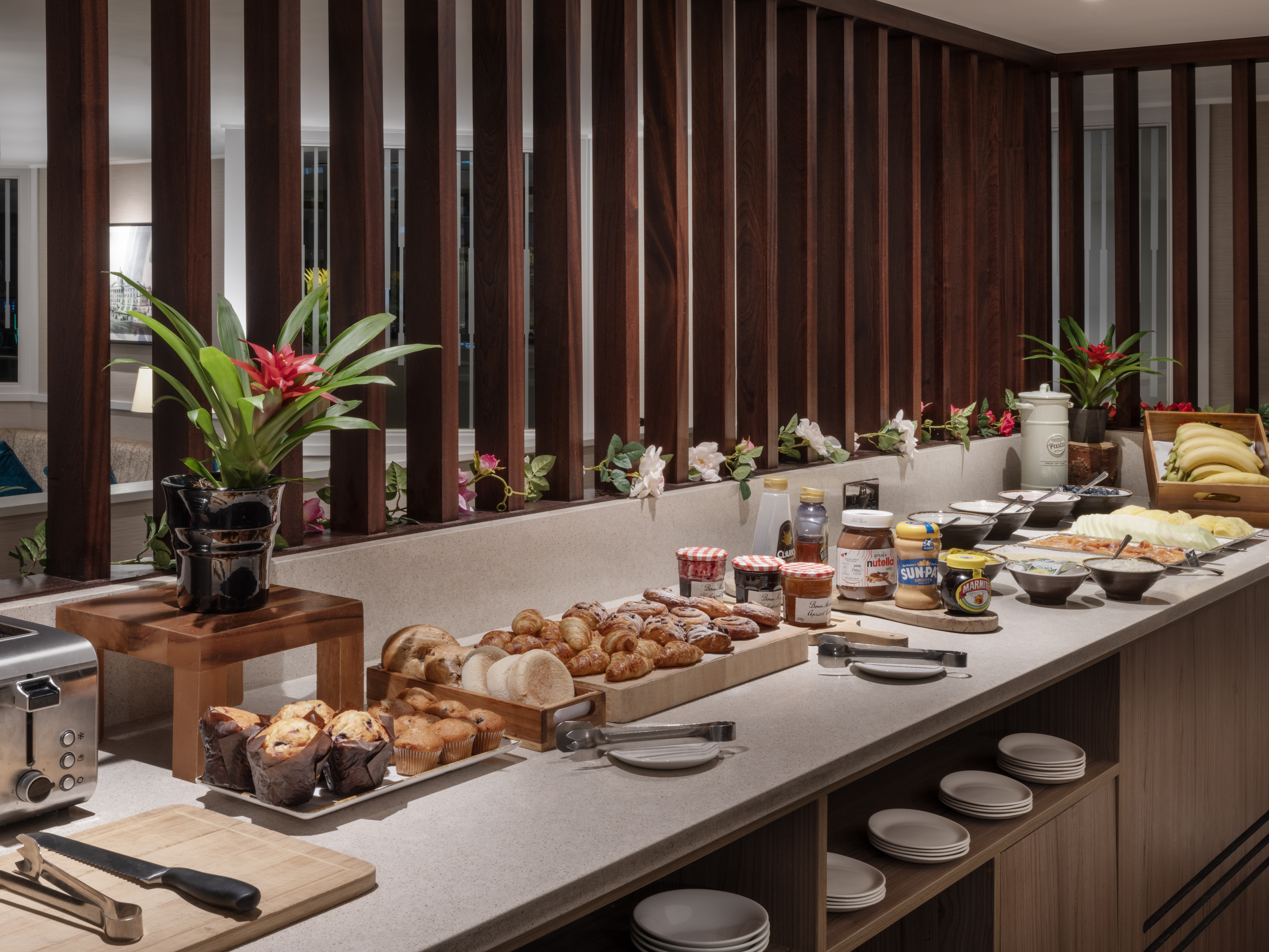 Stable Room - fl3uhqsb1f2.jpg