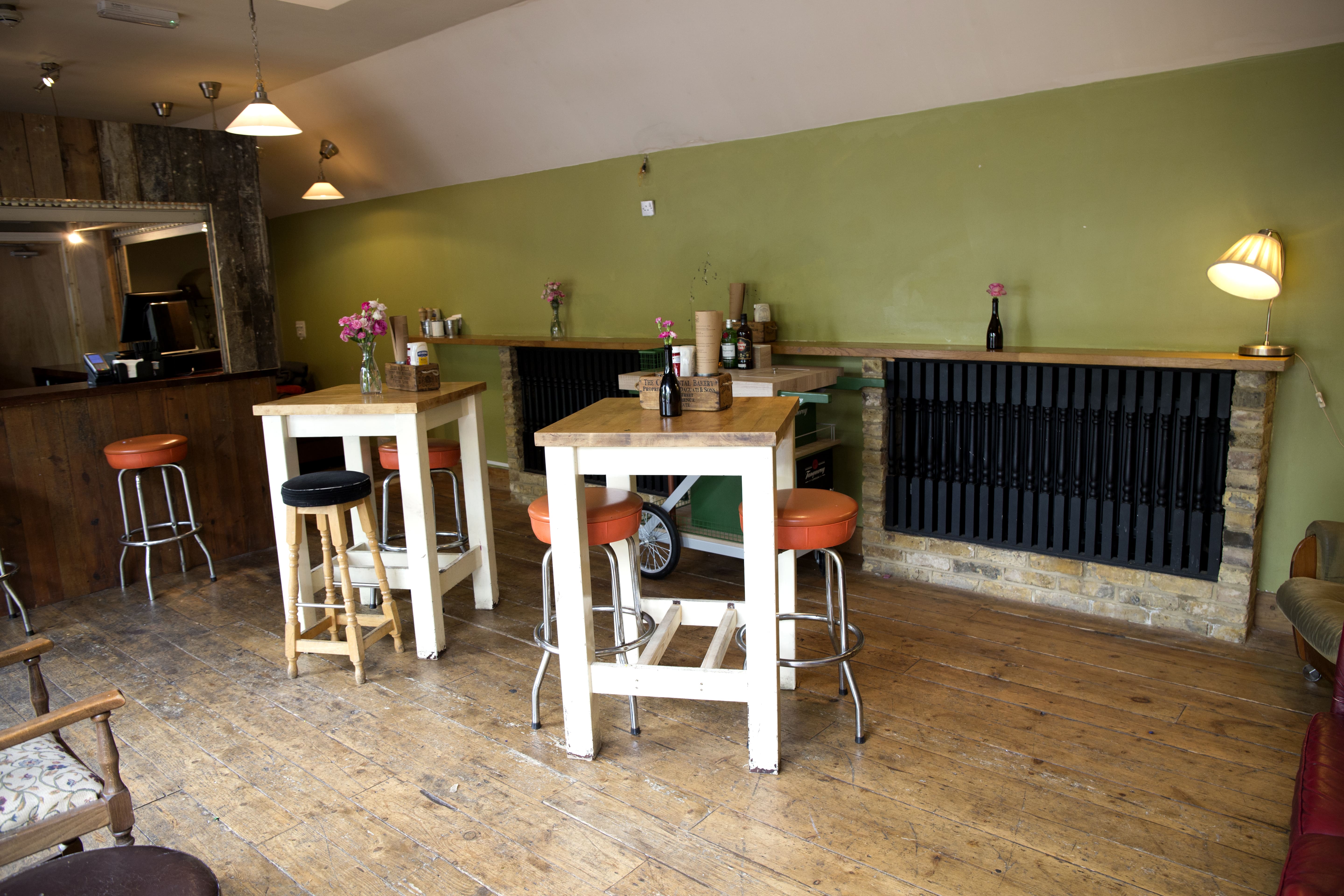 Function room - sm30gyu3kl0.jpg