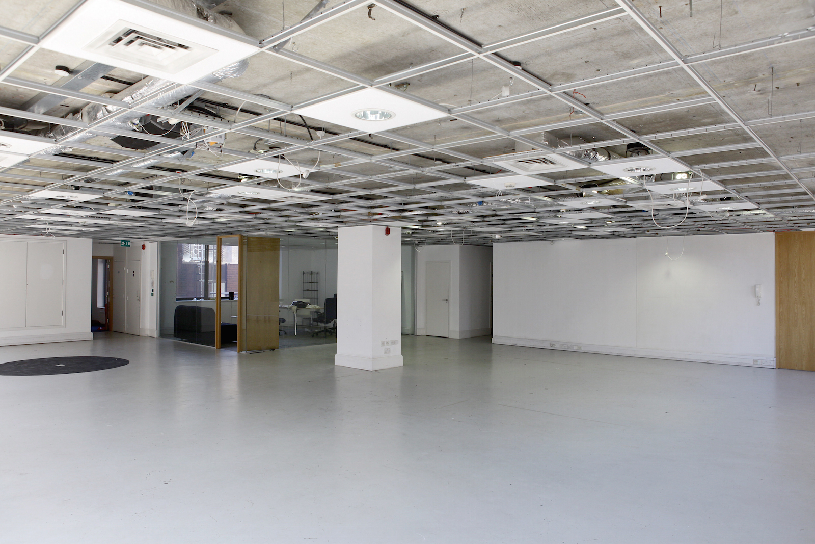 Versatile open event space on 2nd Floor V.O LONDON, ideal for meetings and workshops.